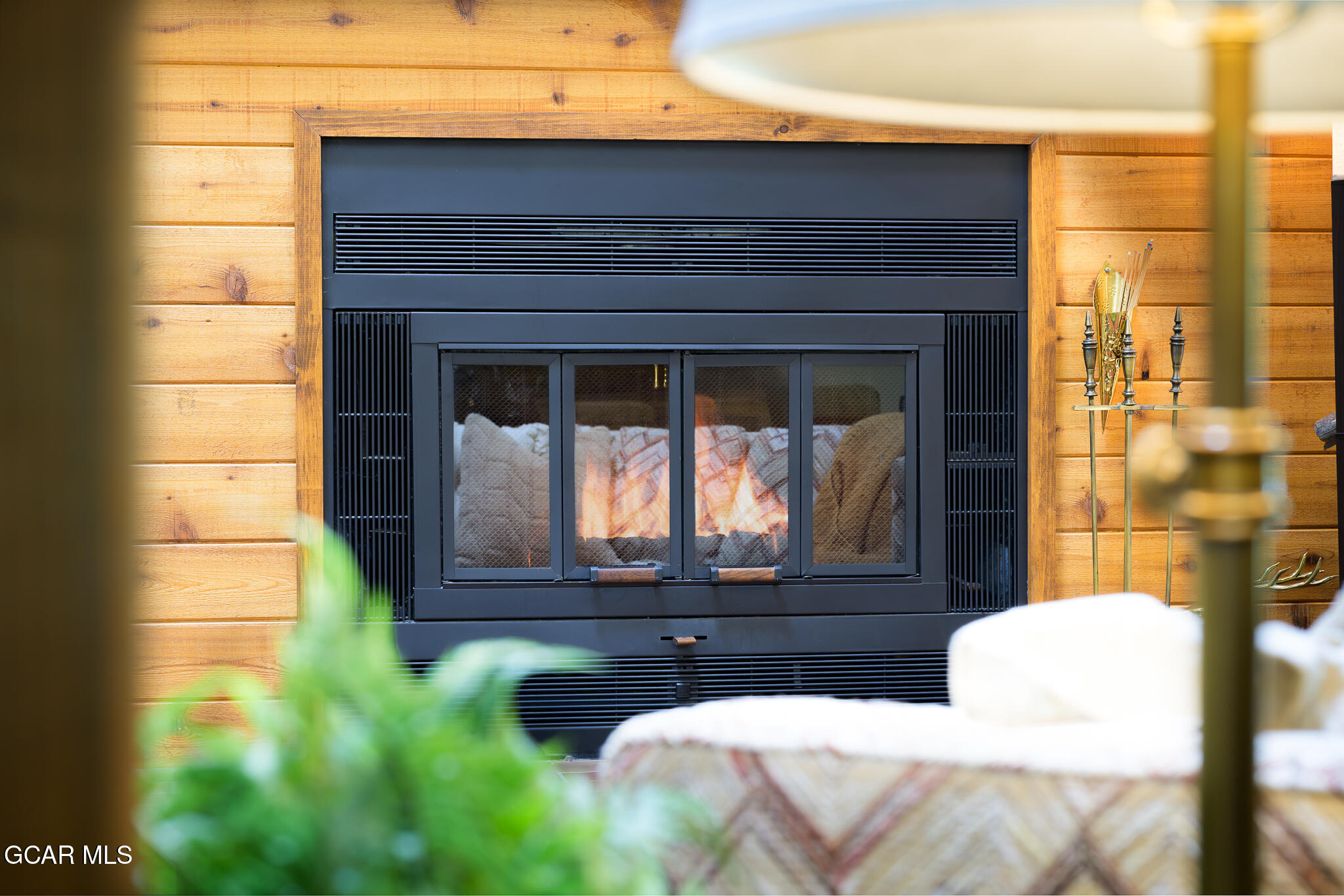 300 KINGS CROSSING Road B3