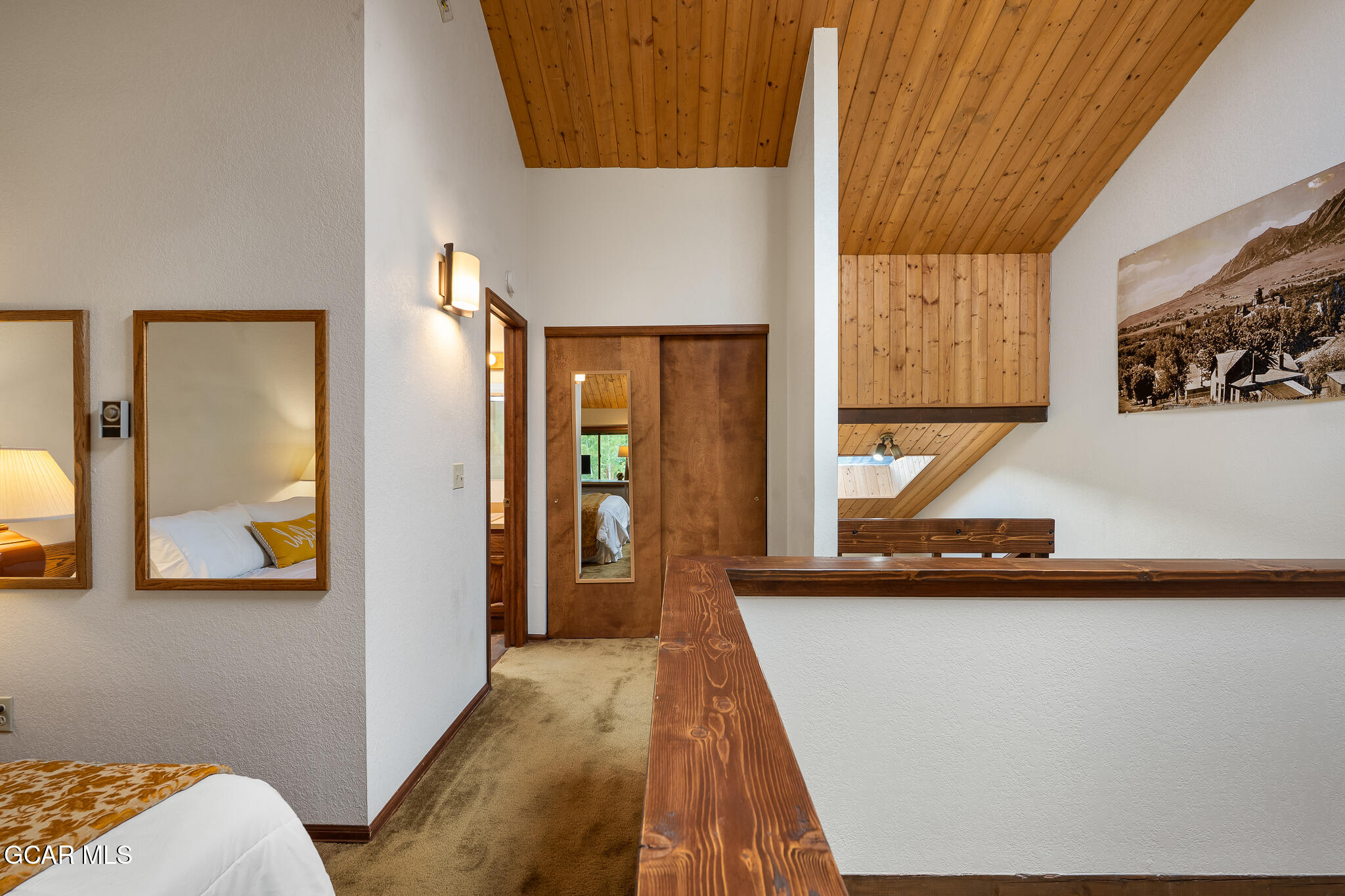 300 KINGS CROSSING Road B3