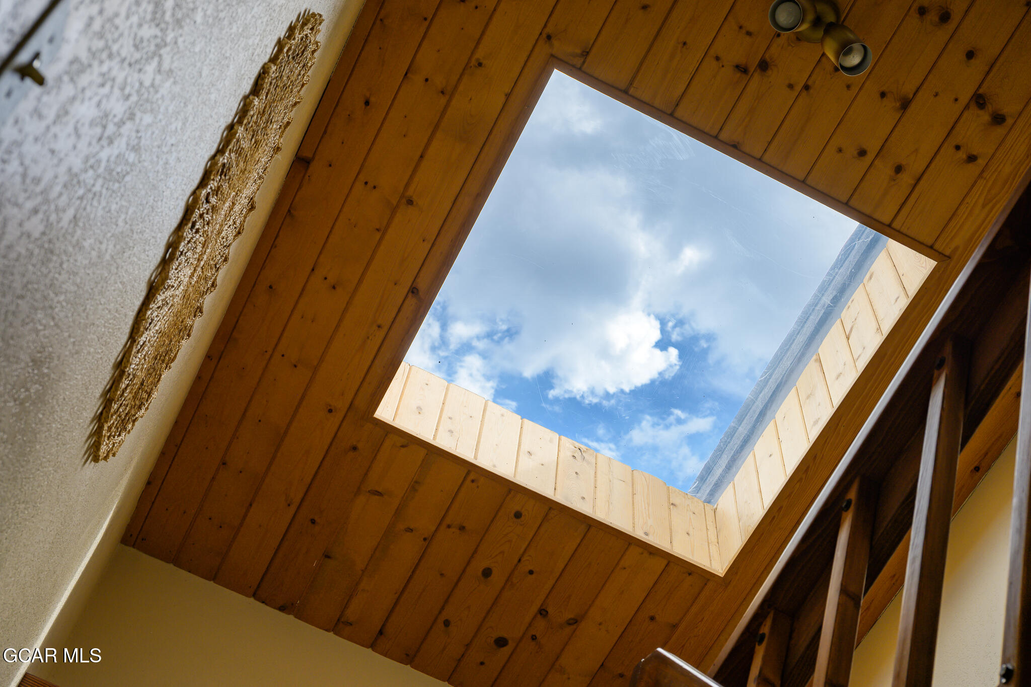 300 KINGS CROSSING Road B3