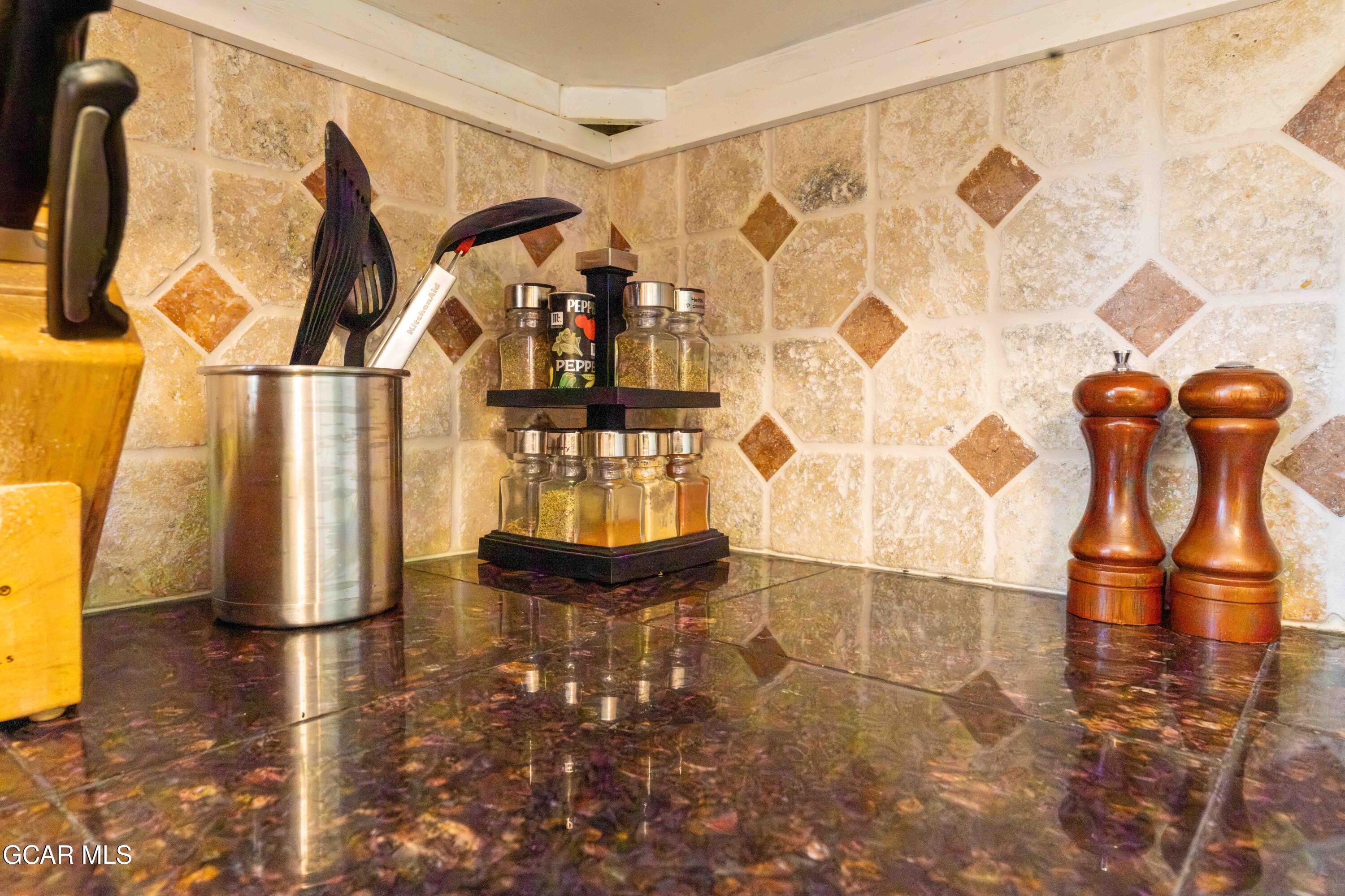 225 Hi Country Drive 11-1213