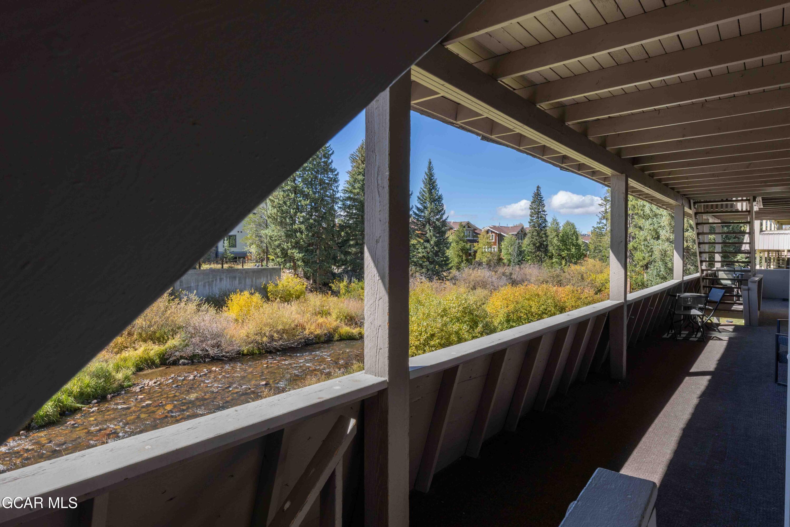 225 Hi Country Drive 11-1213