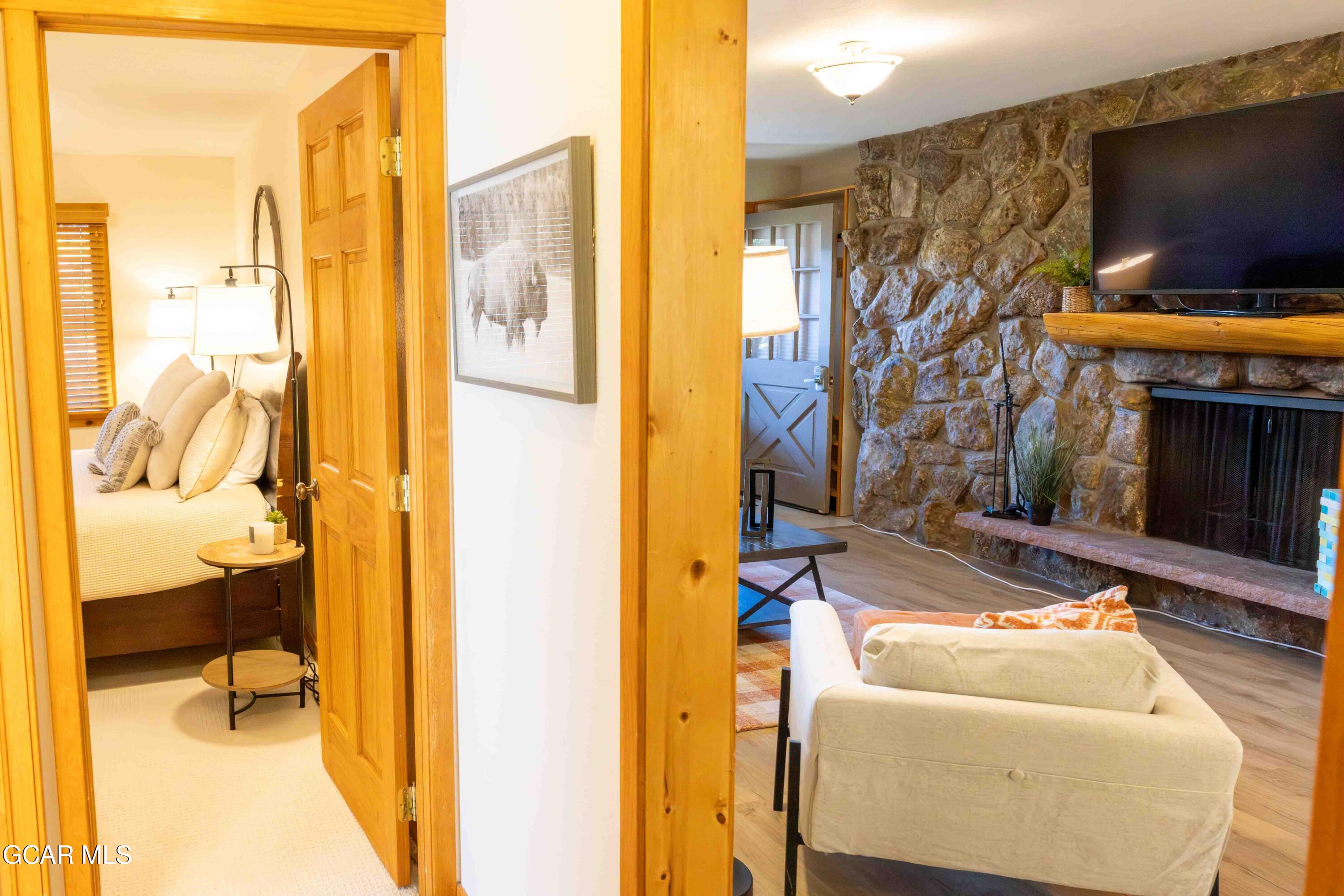 225 Hi Country Drive 11-1213