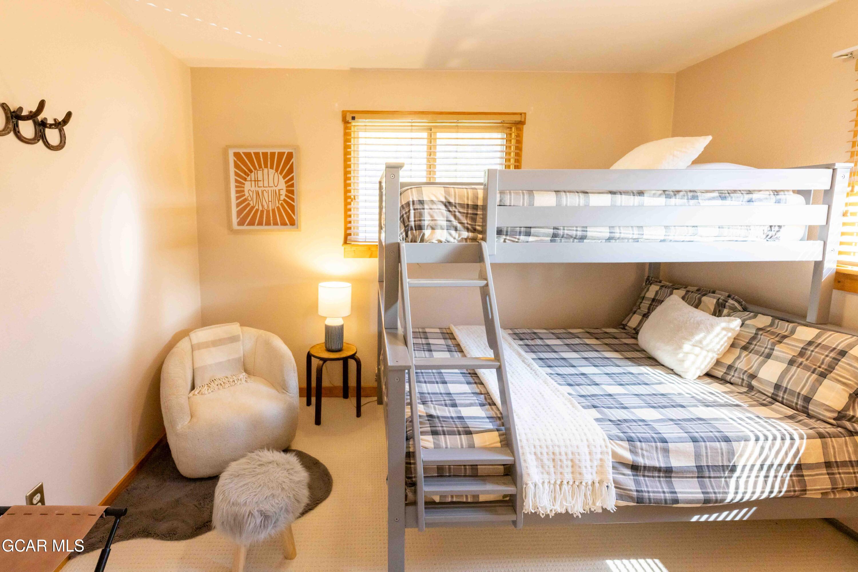 225 Hi Country Drive 11-1213