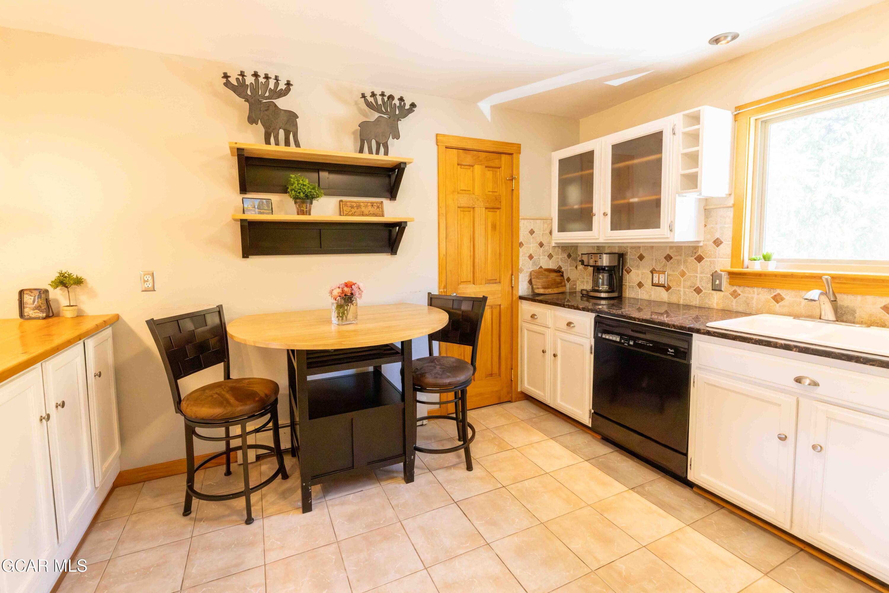 225 Hi Country Drive 11-1213