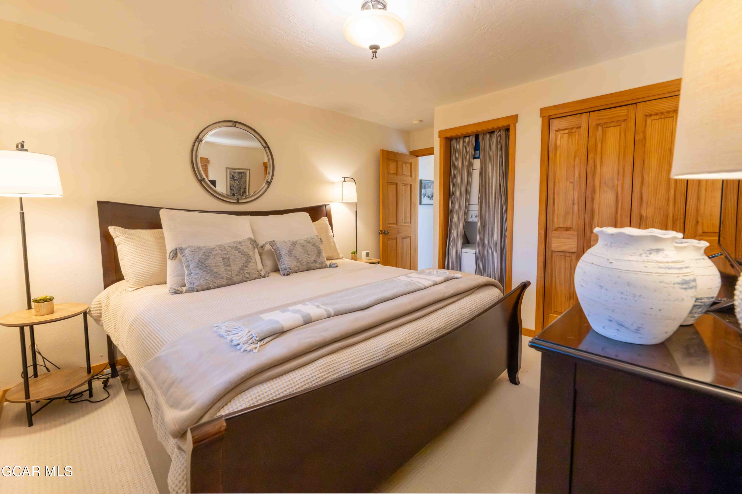 225 Hi Country Drive 11-1213