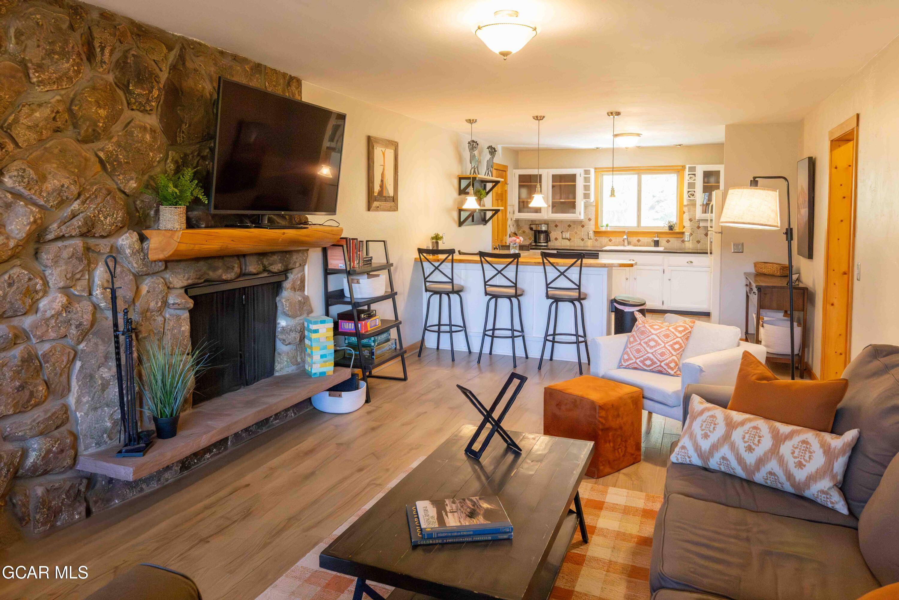 225 Hi Country Drive 11-1213