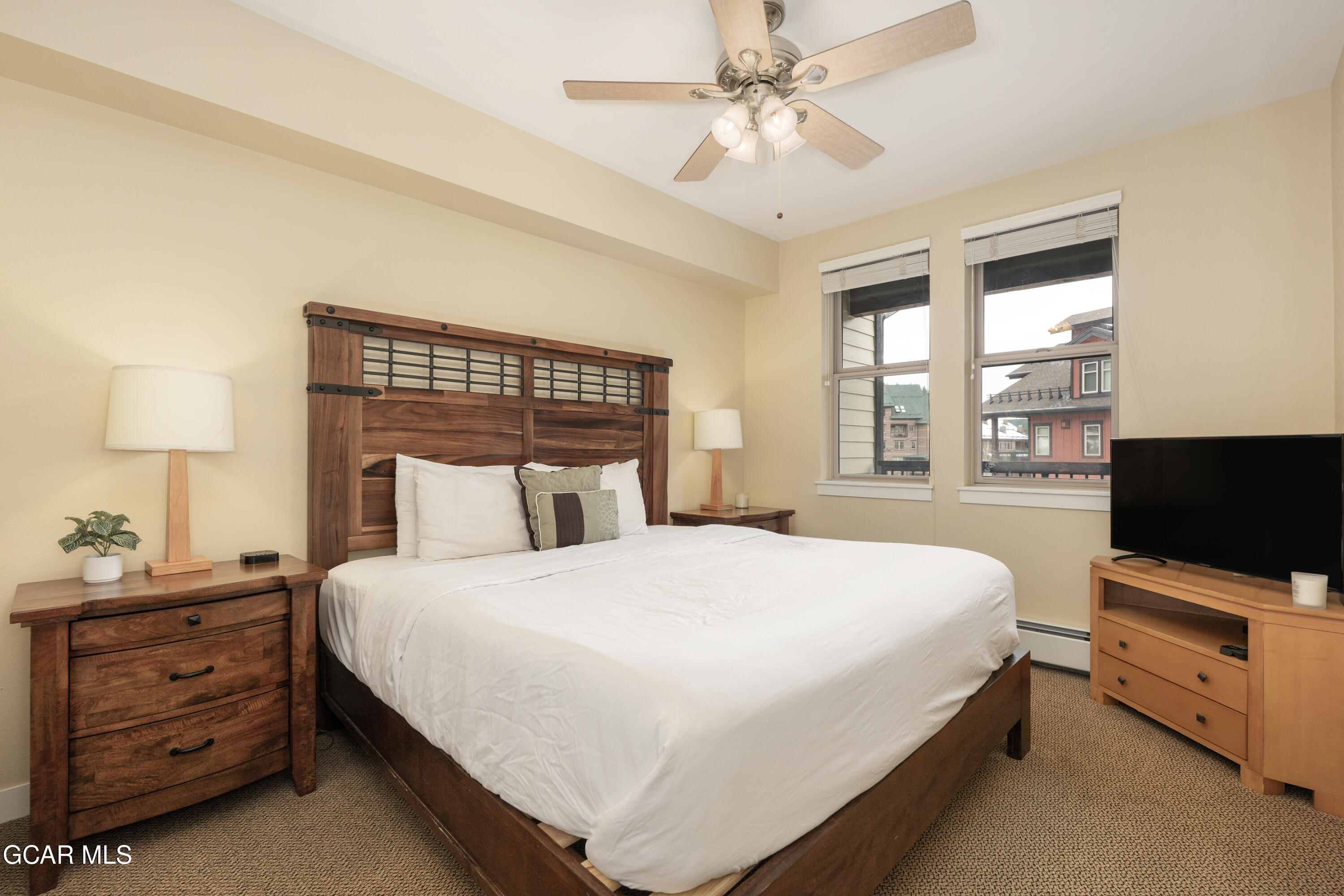 580 Winter Park Drive 4571-4573