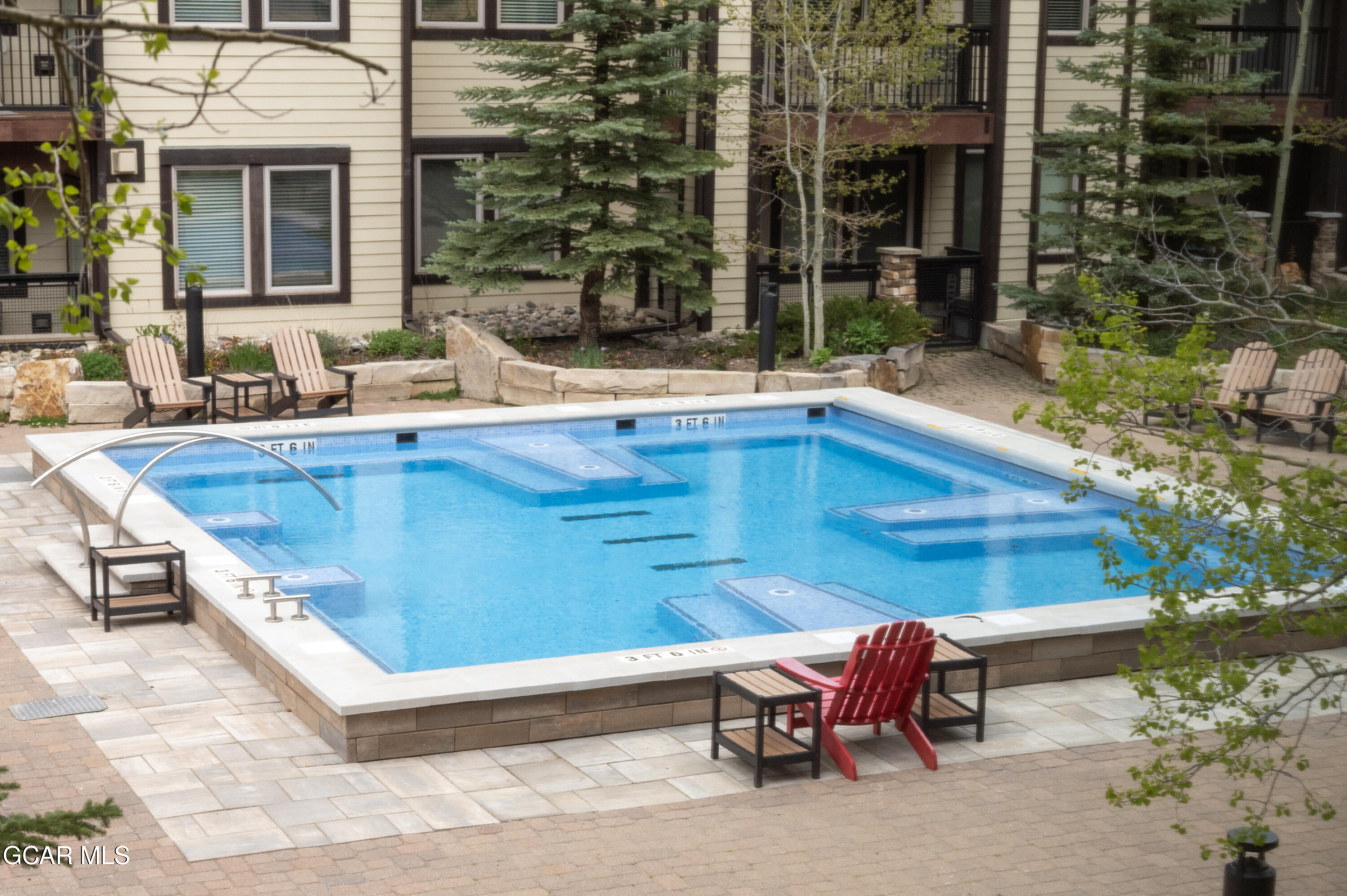 580 Winter Park Drive 4571-4573