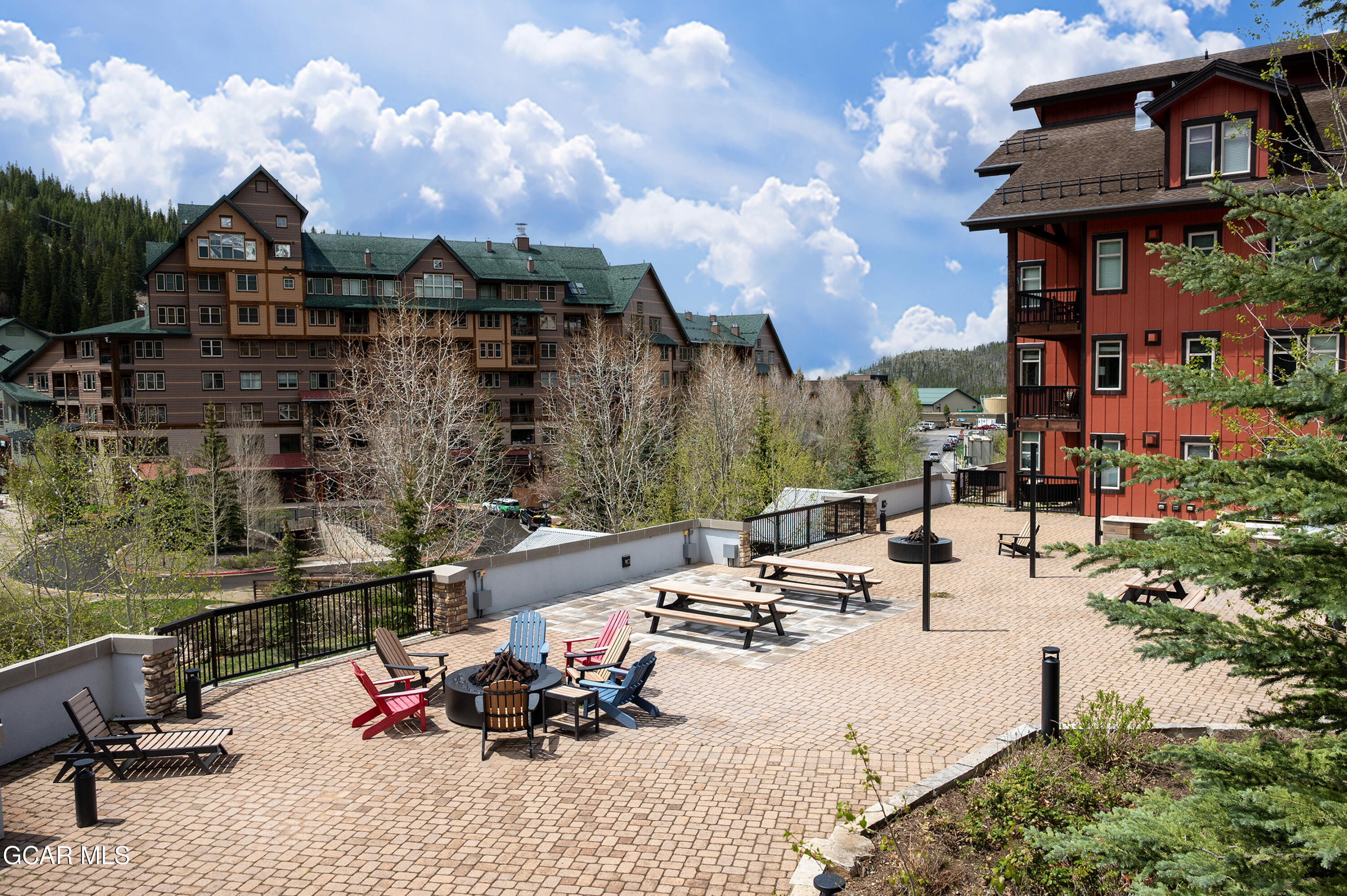 580 Winter Park Drive 4571-4573