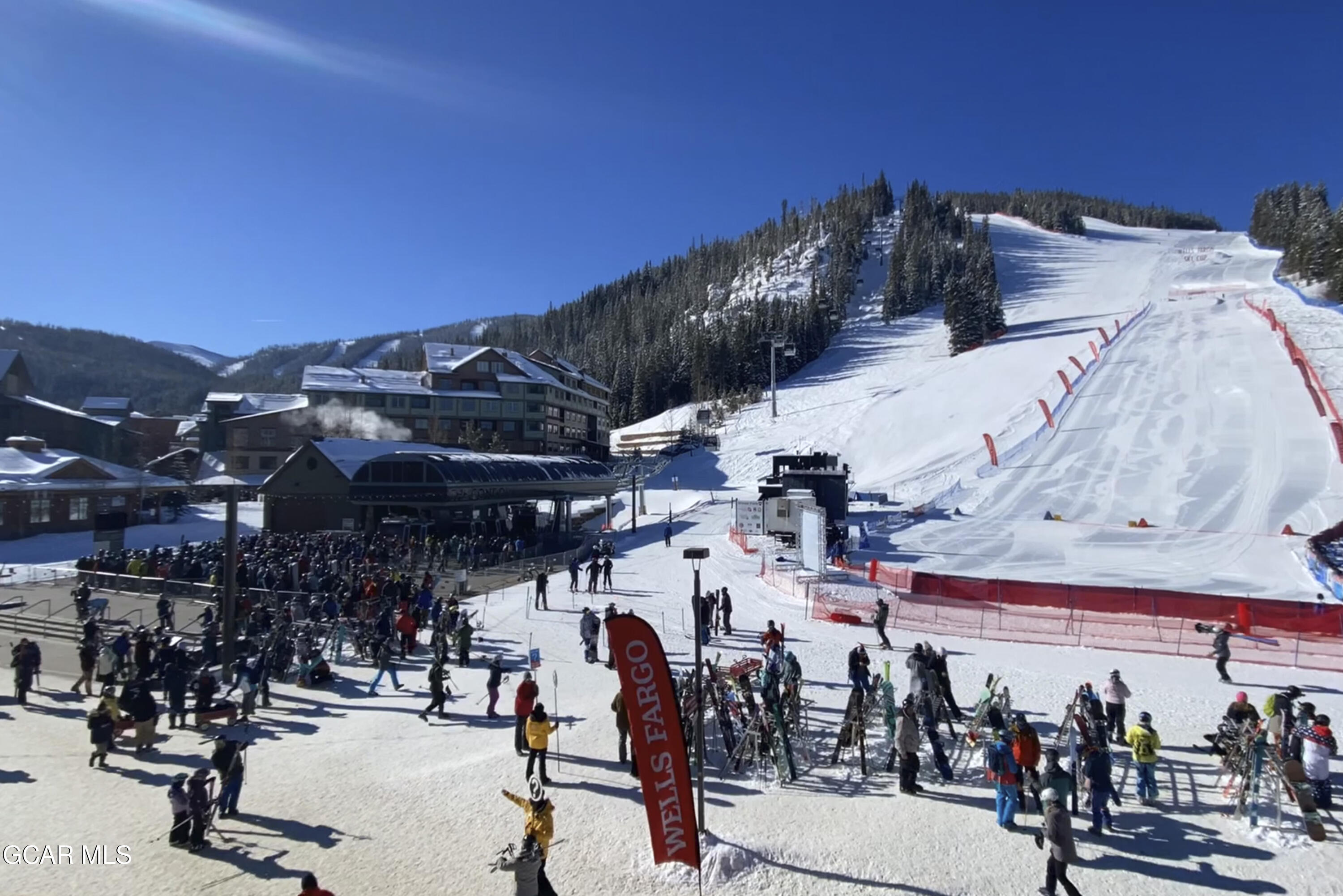 580 Winter Park Drive 4571-4573