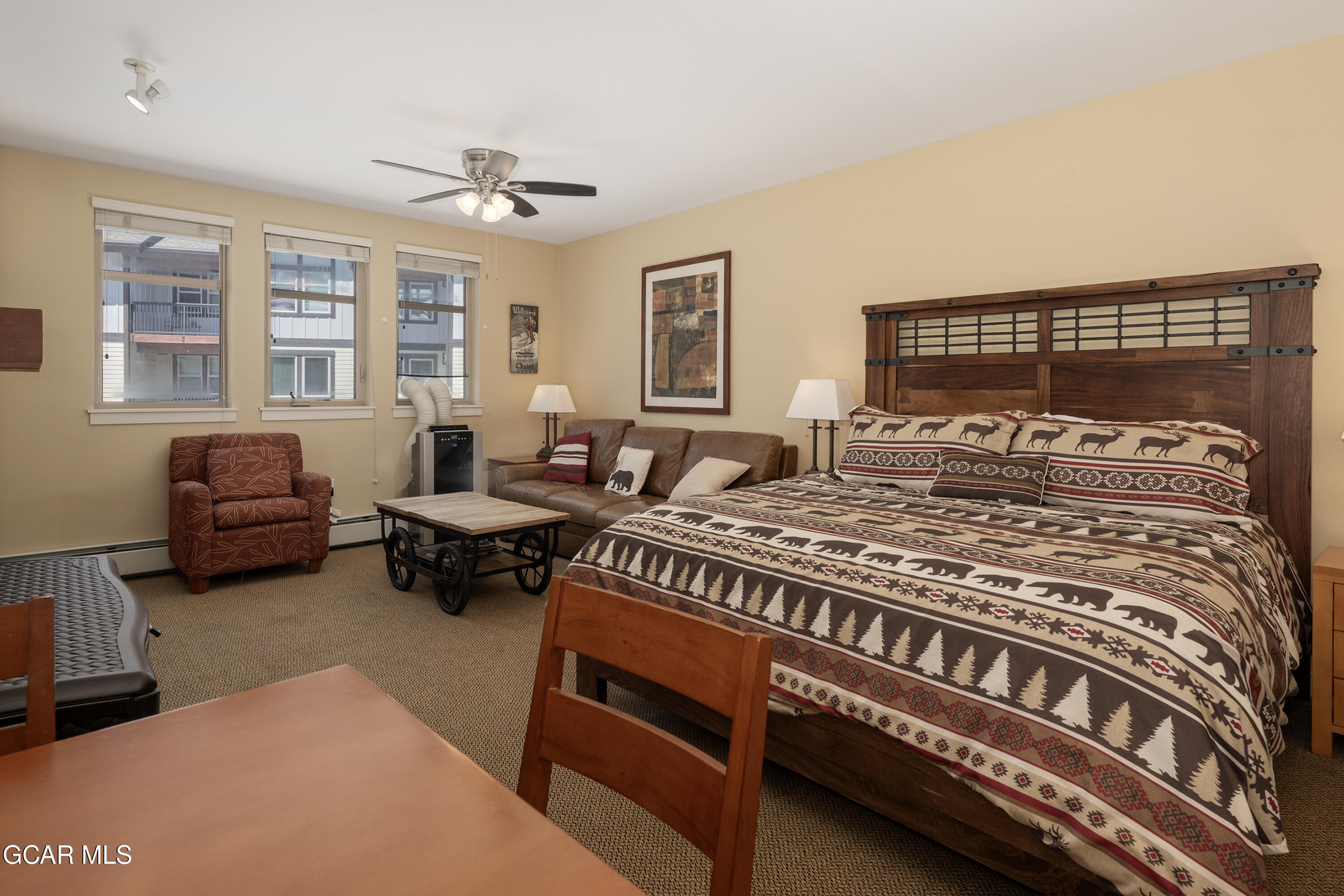 580 Winter Park Drive 4571-4573