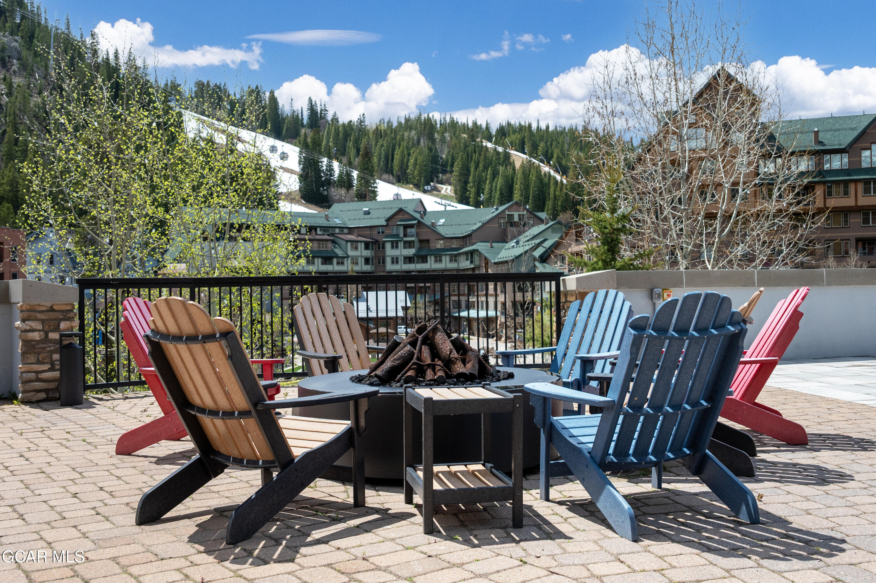 580 Winter Park Drive 4571-4573