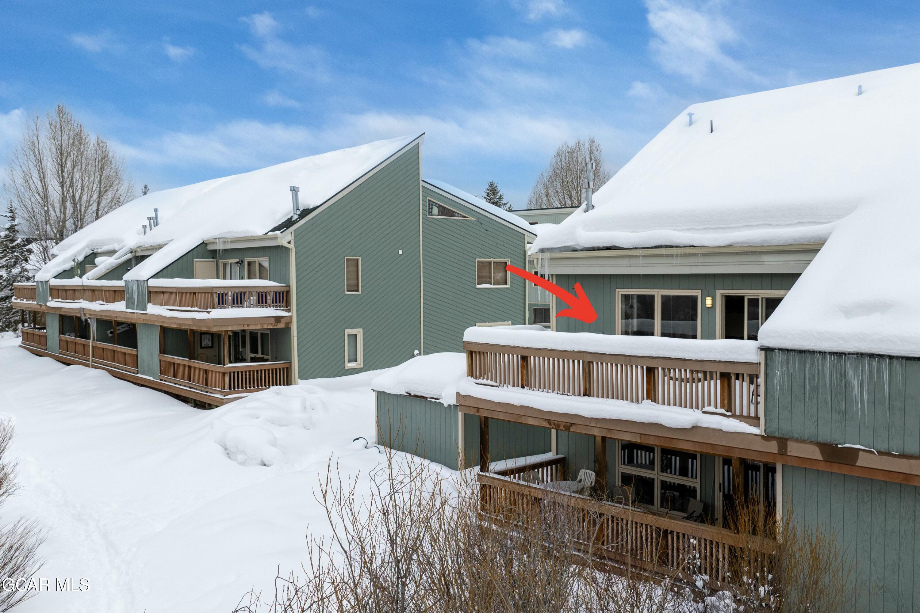 300 Sterling Way 8 (Perry)