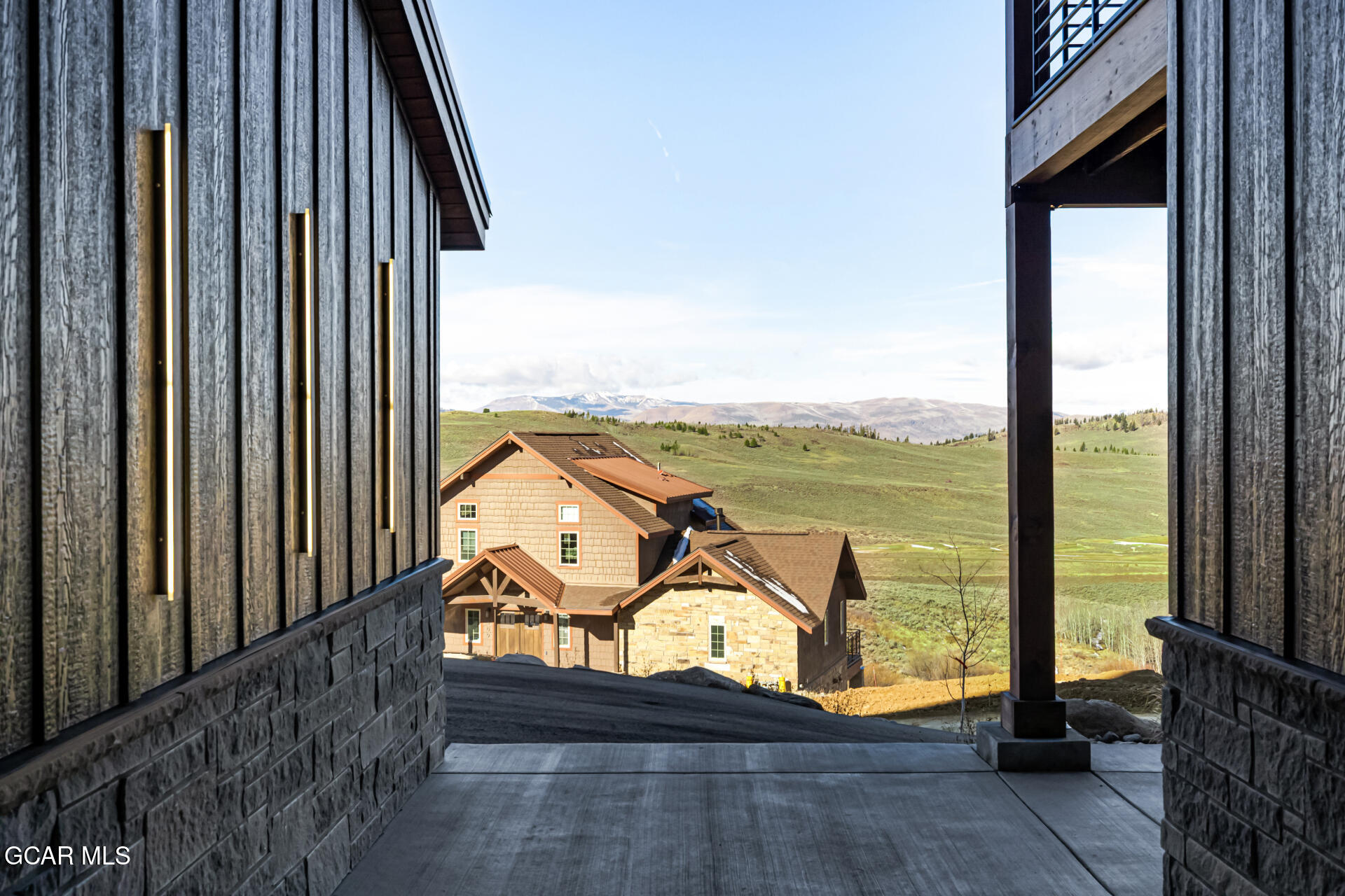 634 Lower Ranch View Road