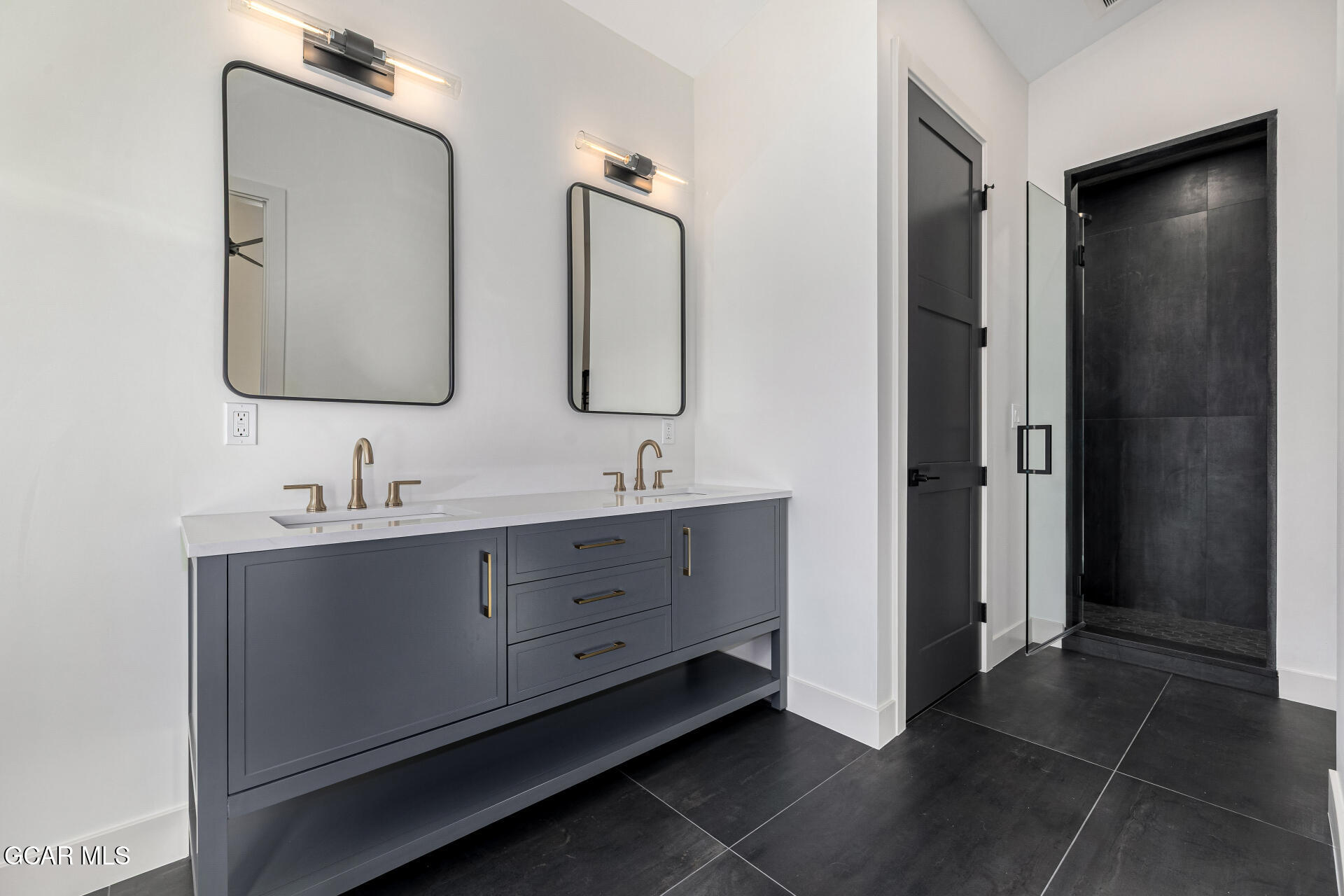 634 Lower Ranch View Road
