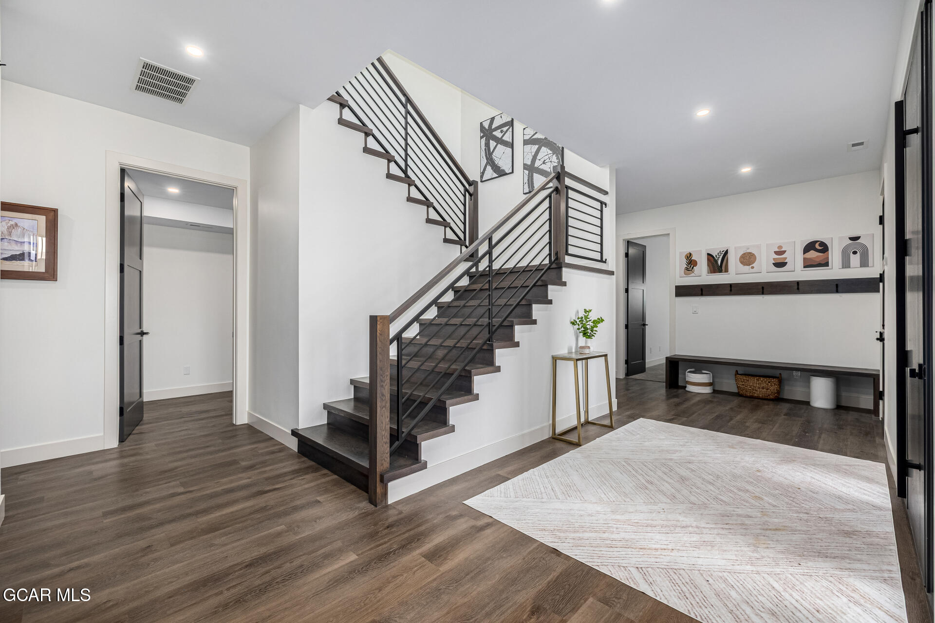 634 Lower Ranch View Road