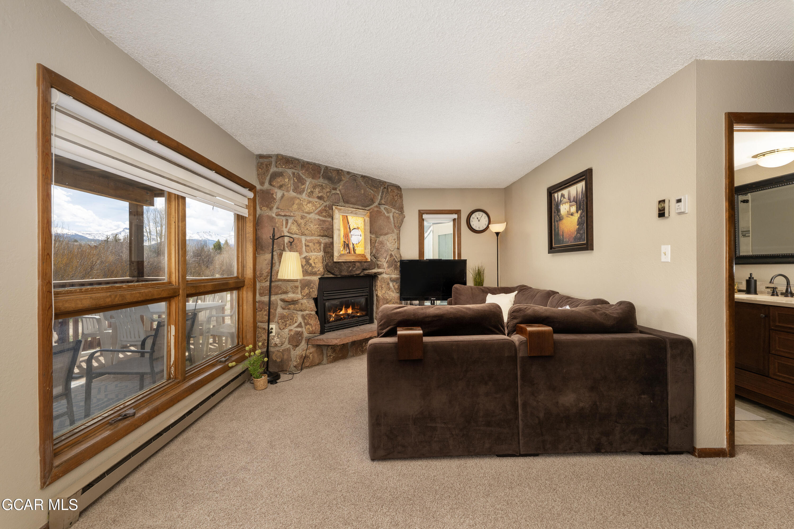 300 STERLING Way #4 Perry