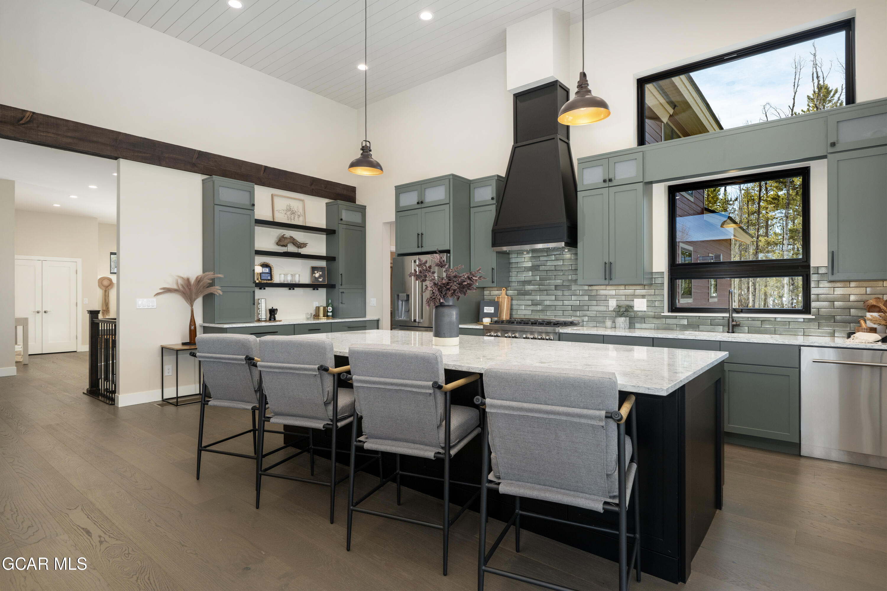 801 Overlook Drive