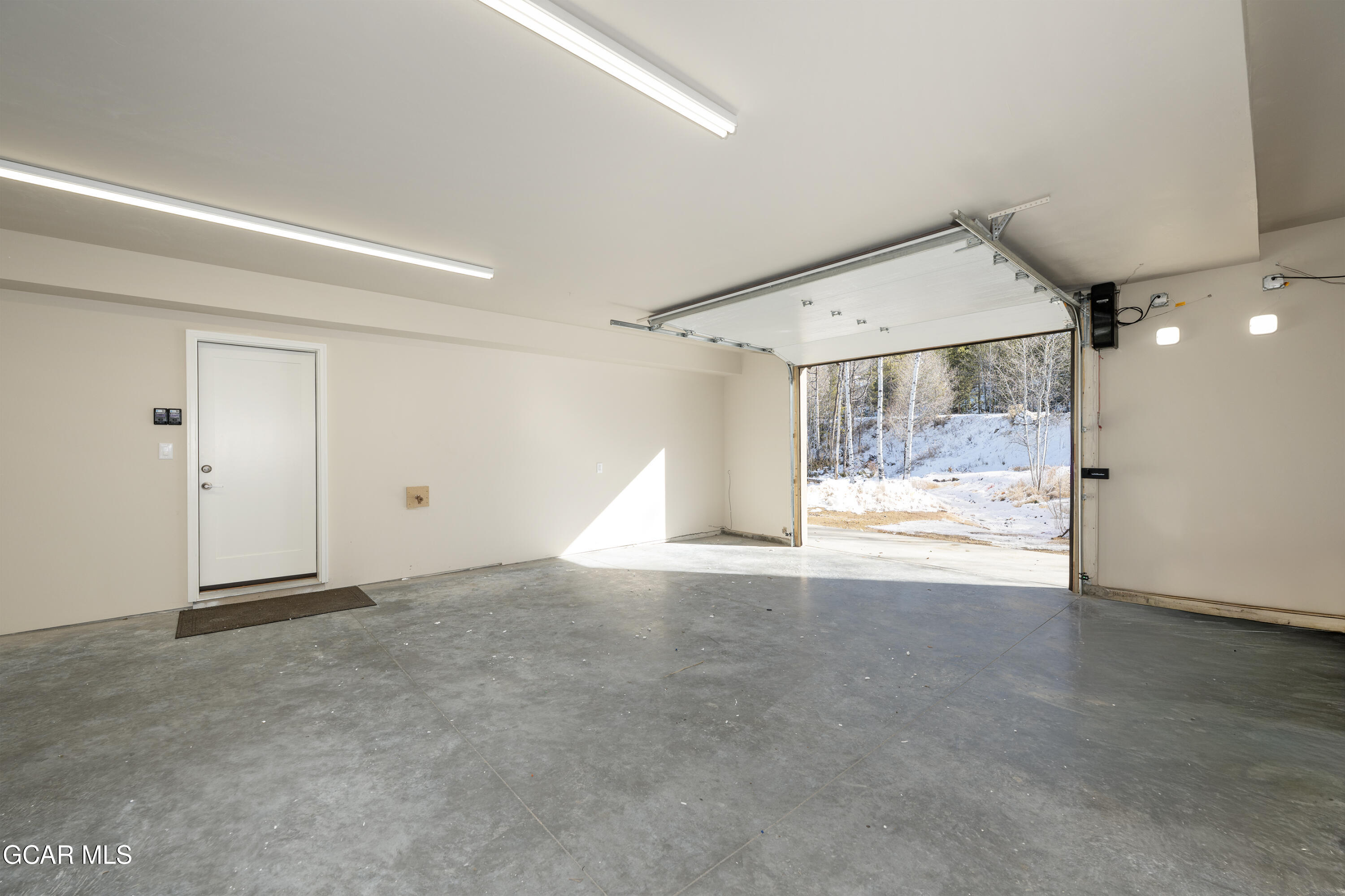 801 Overlook Drive