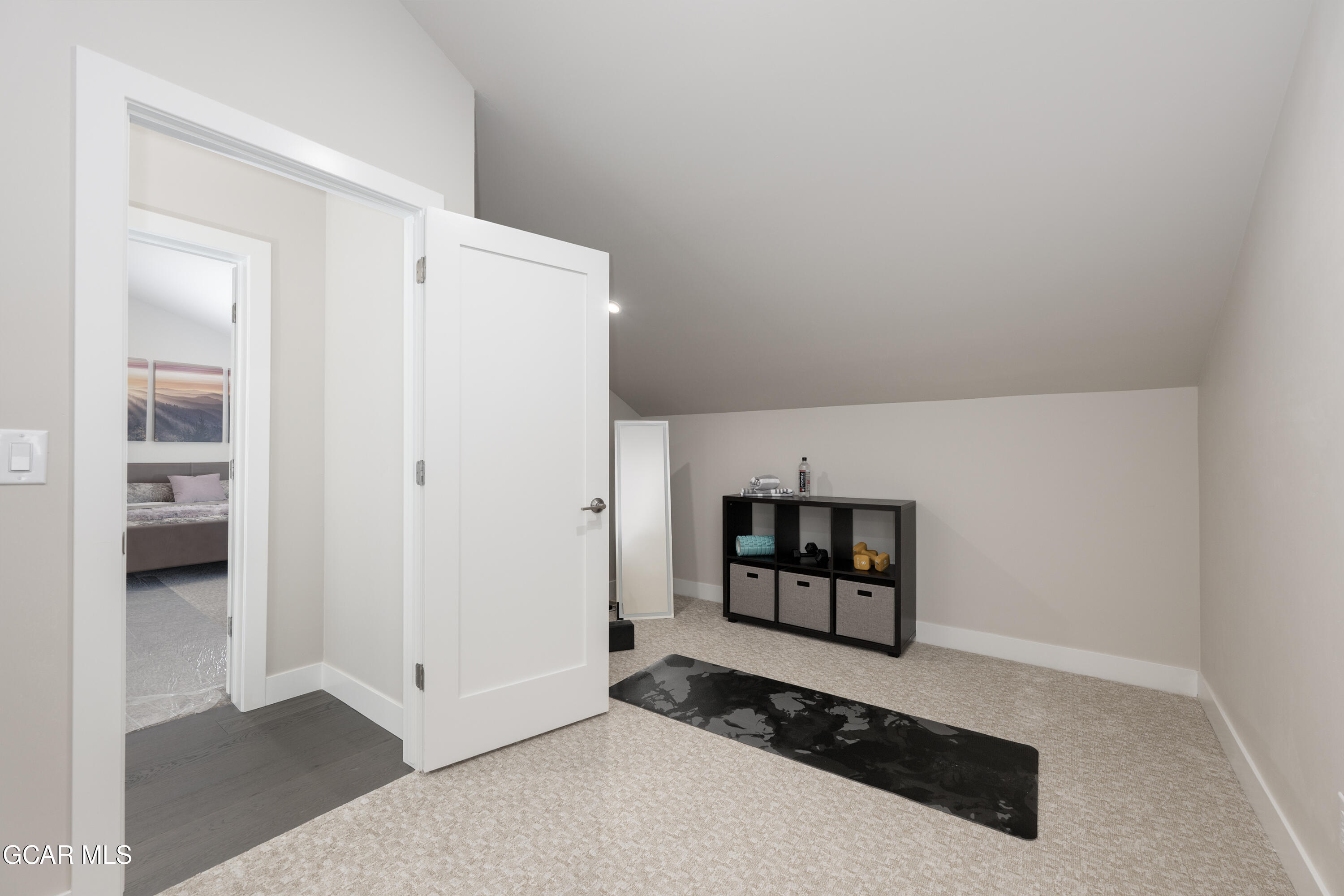 801 Overlook Drive