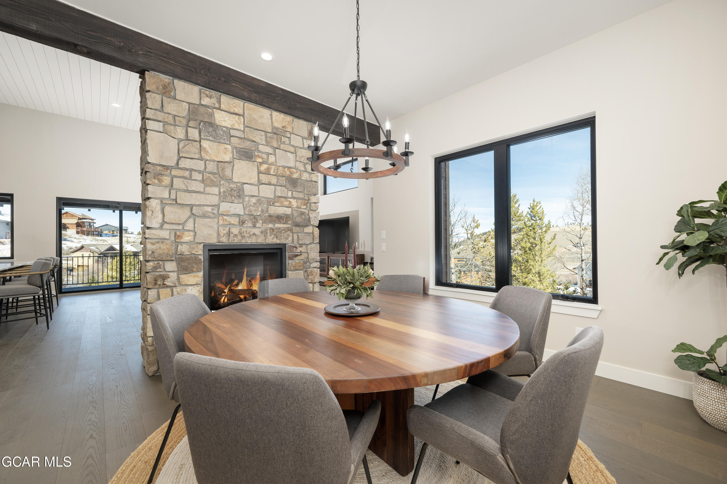 801 Overlook Drive