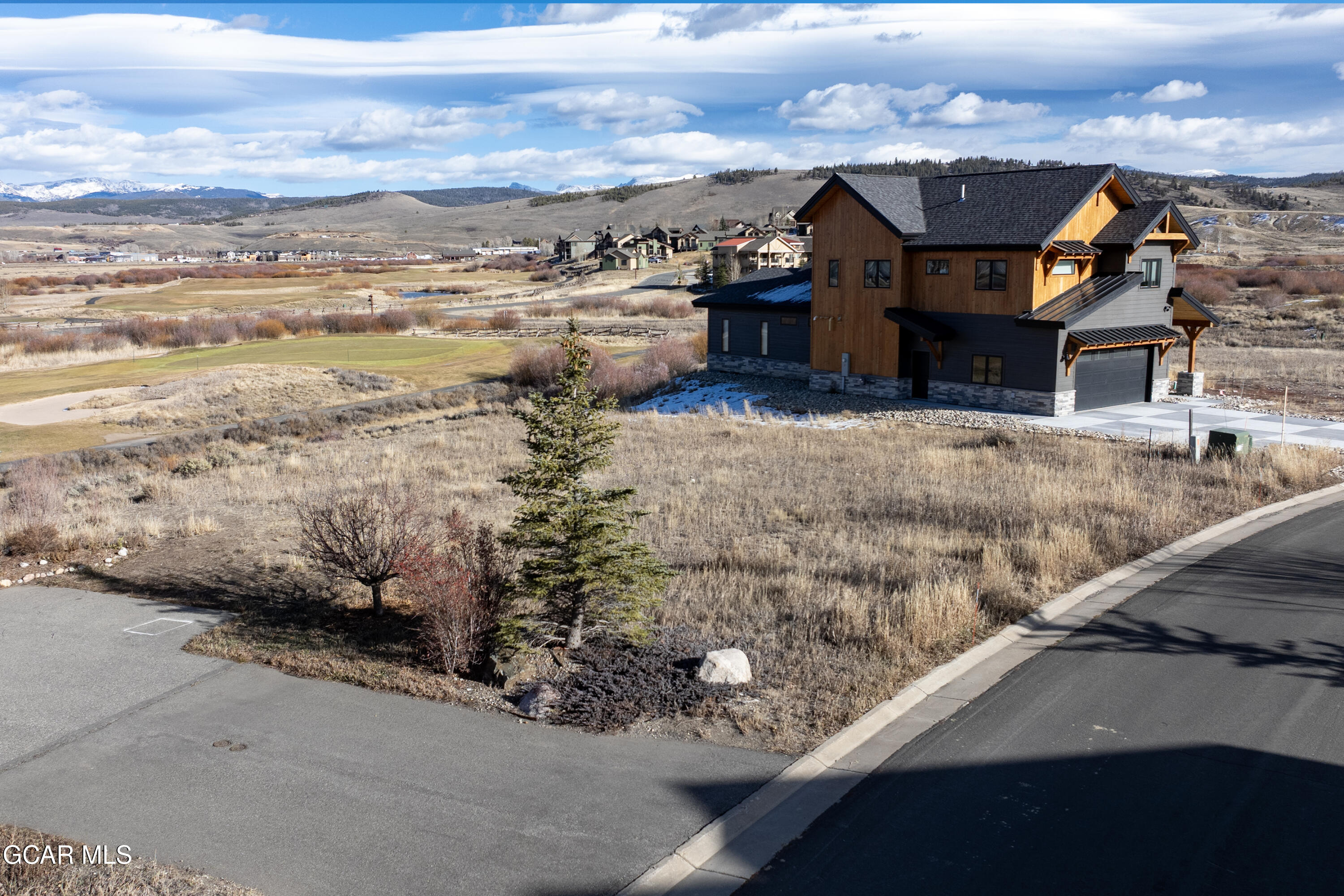 1354 Wildhorse Circle