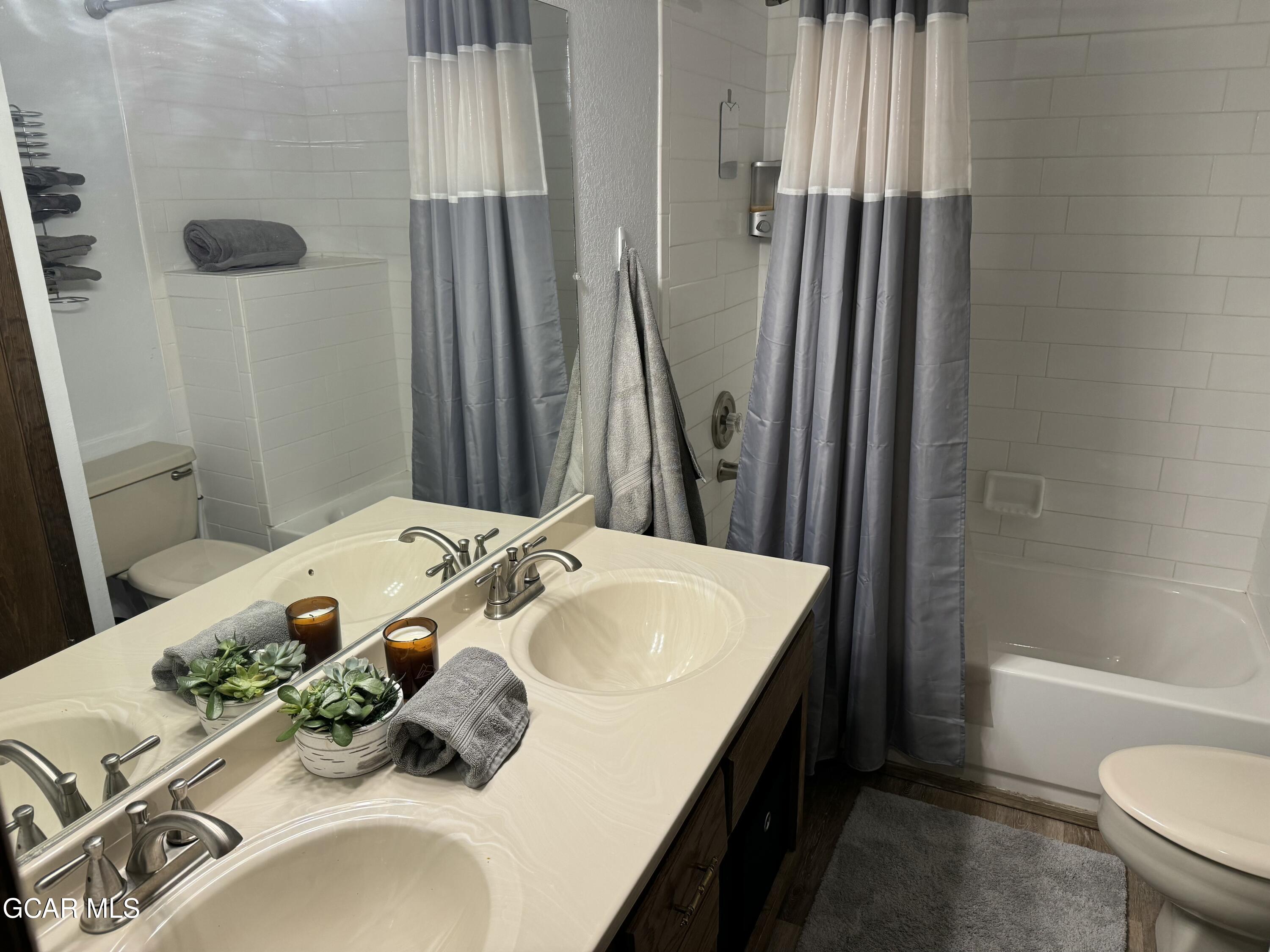 62927 US HWY 40 546 (Door 560)
