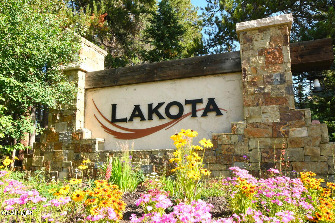 2225 LAKOTA