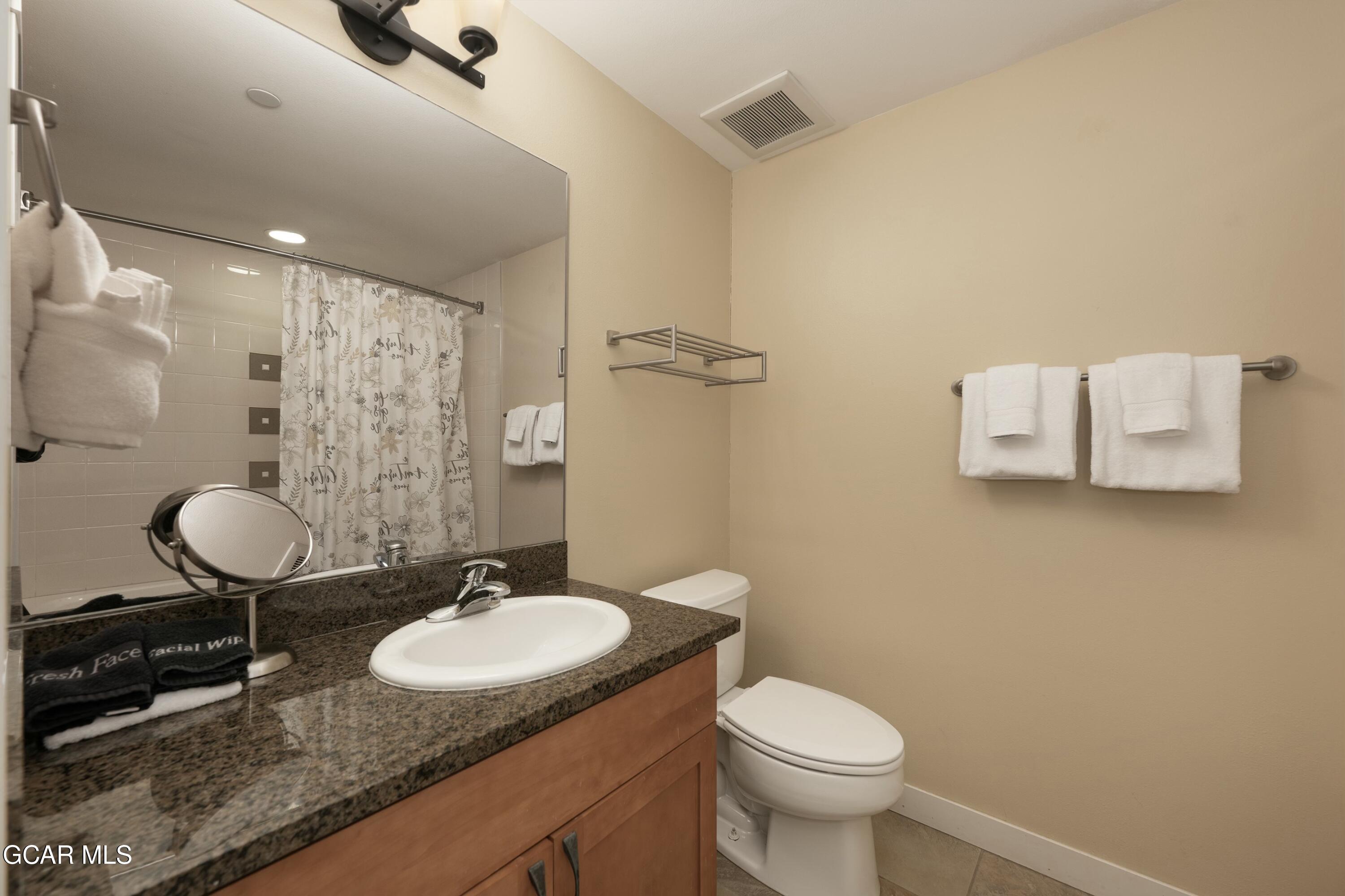 580 Drive #4571-4573