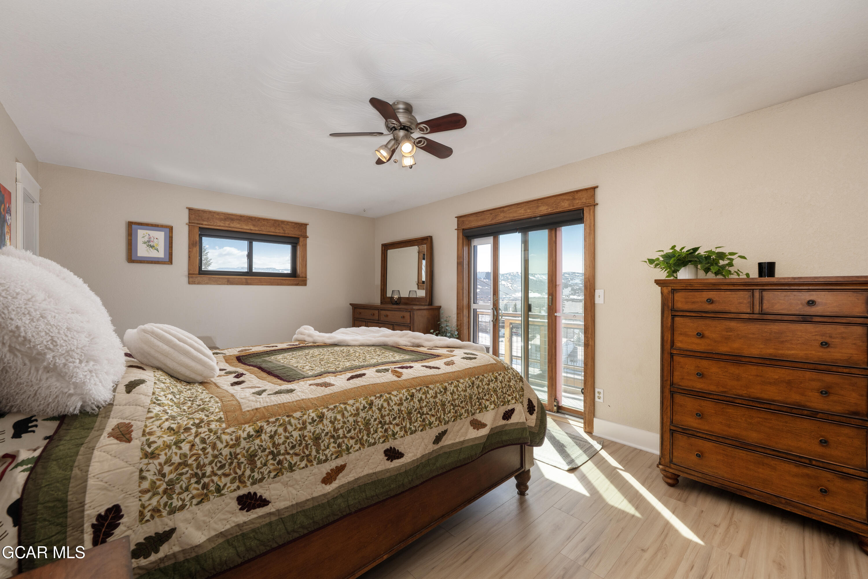 758 East TOPAZ Avenue