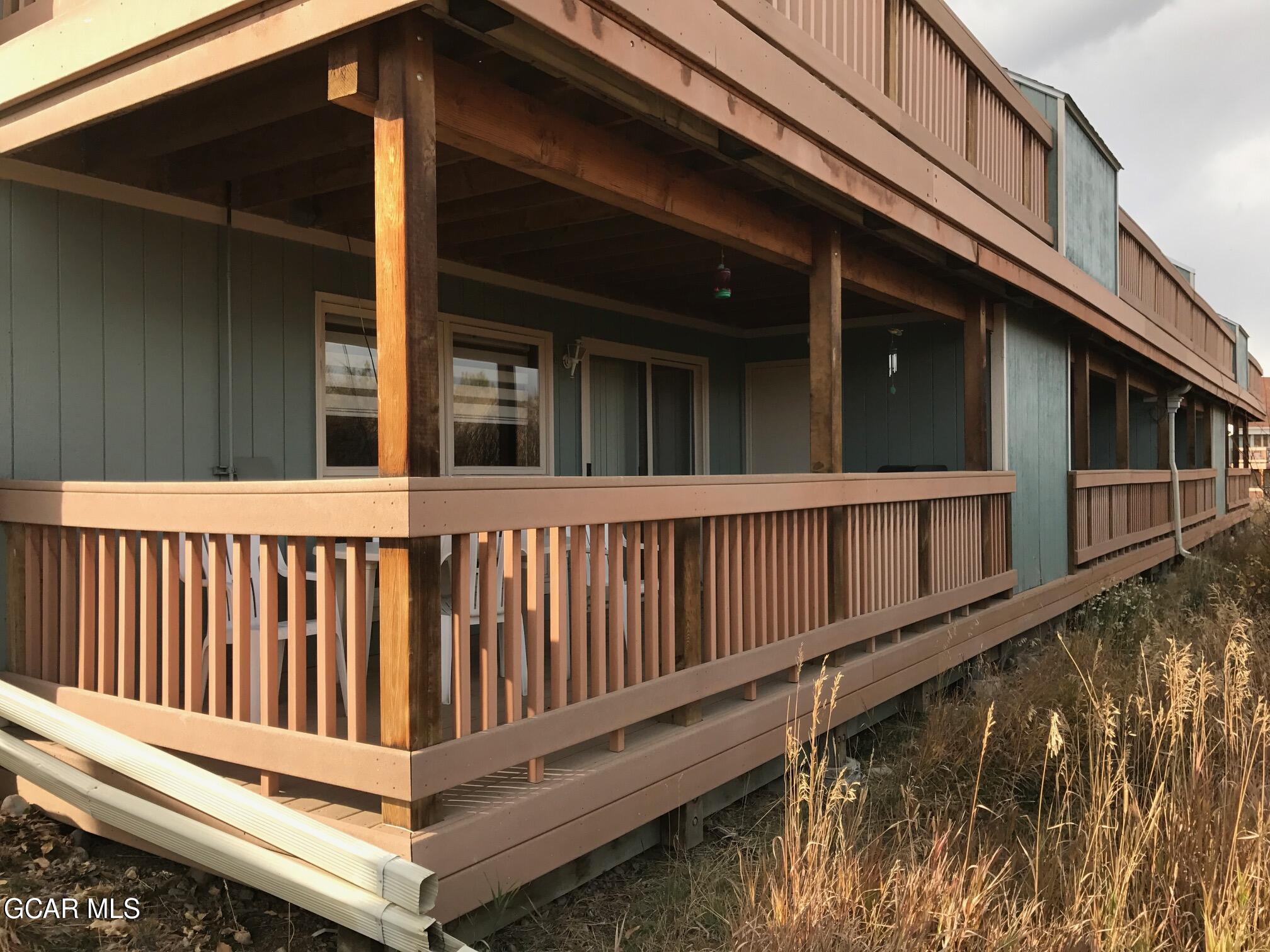 300 Sterling Way 4 (Perry)