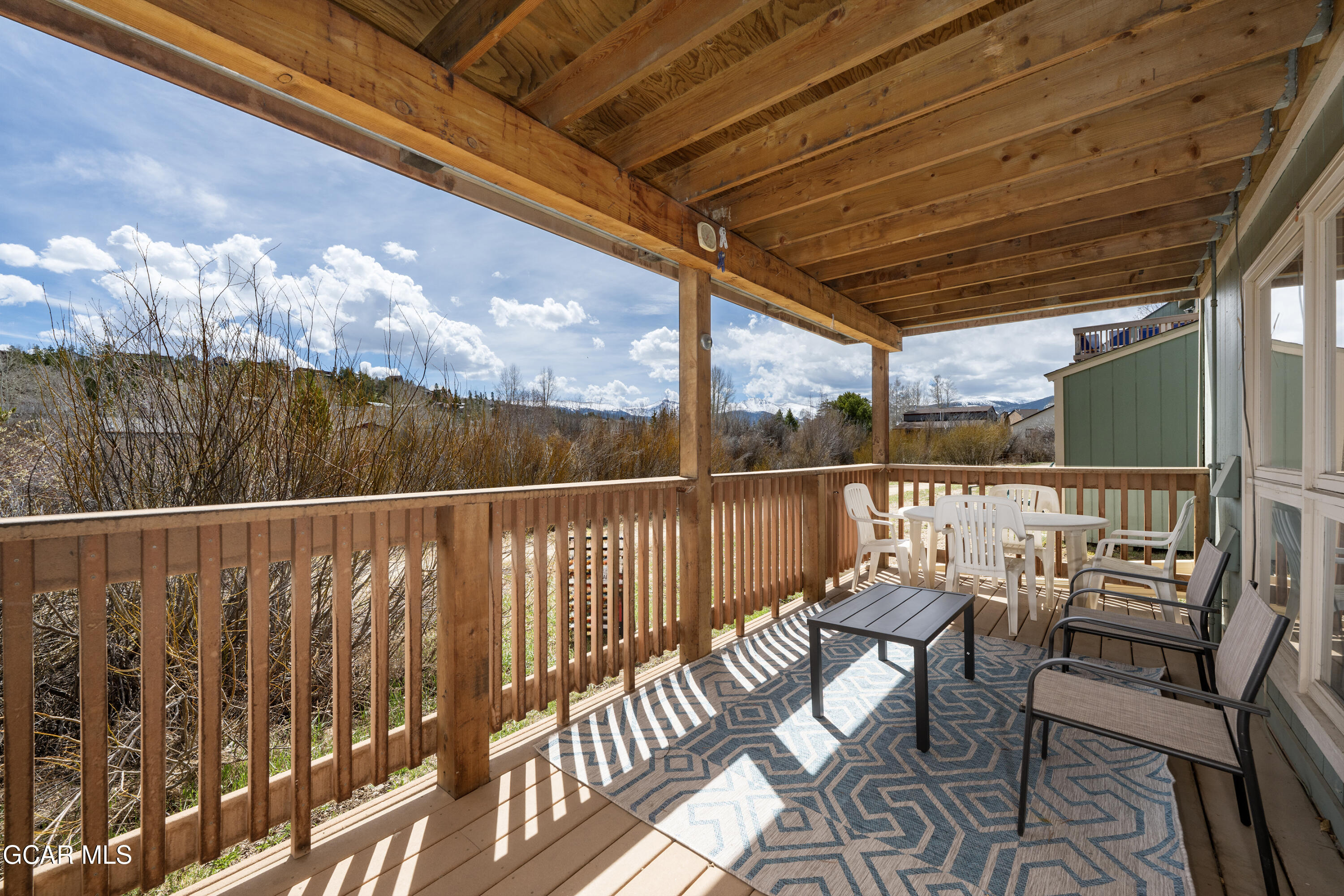 300 Sterling Way 4 (Perry)