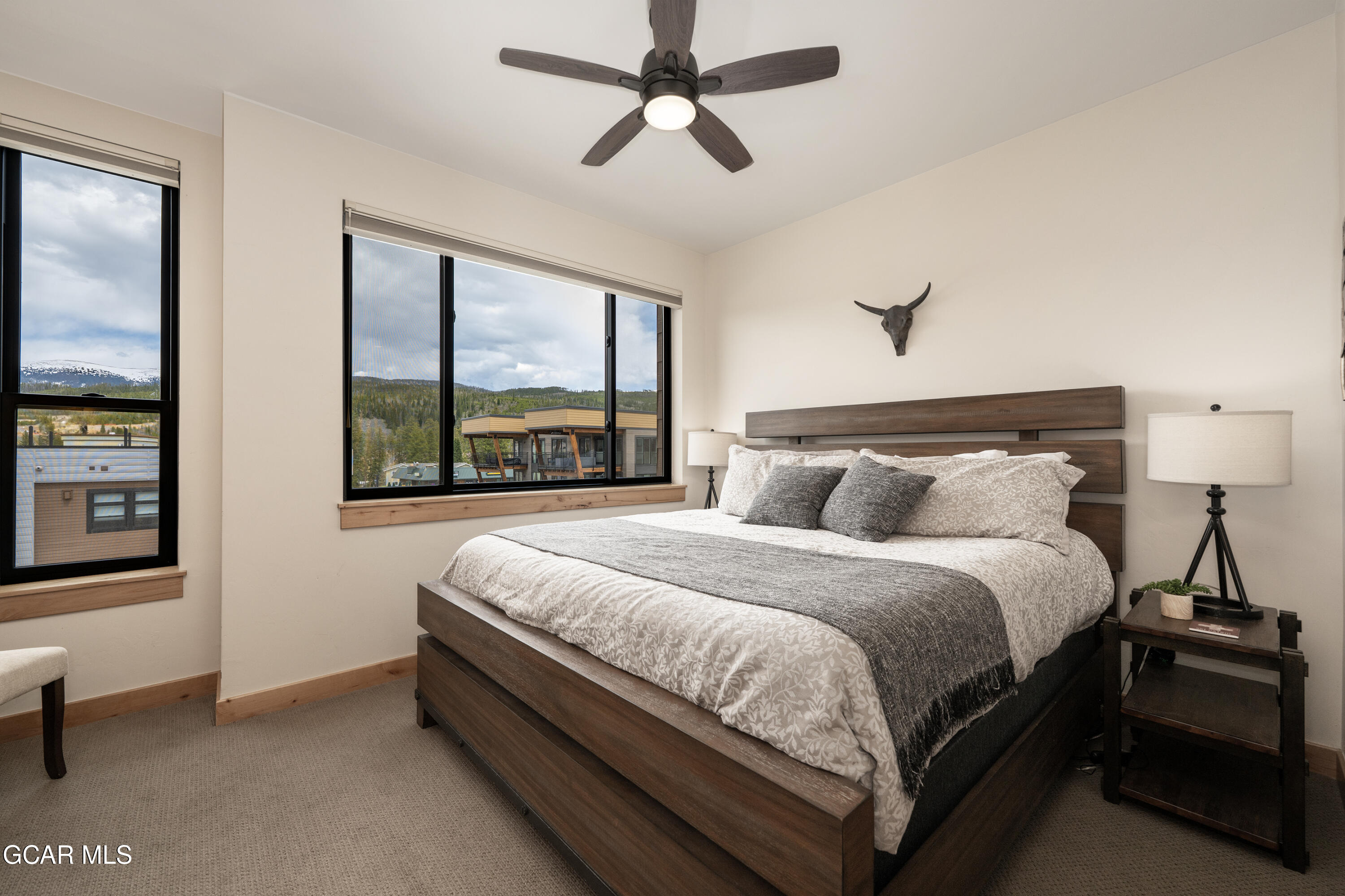 288 Lions Gate Drive