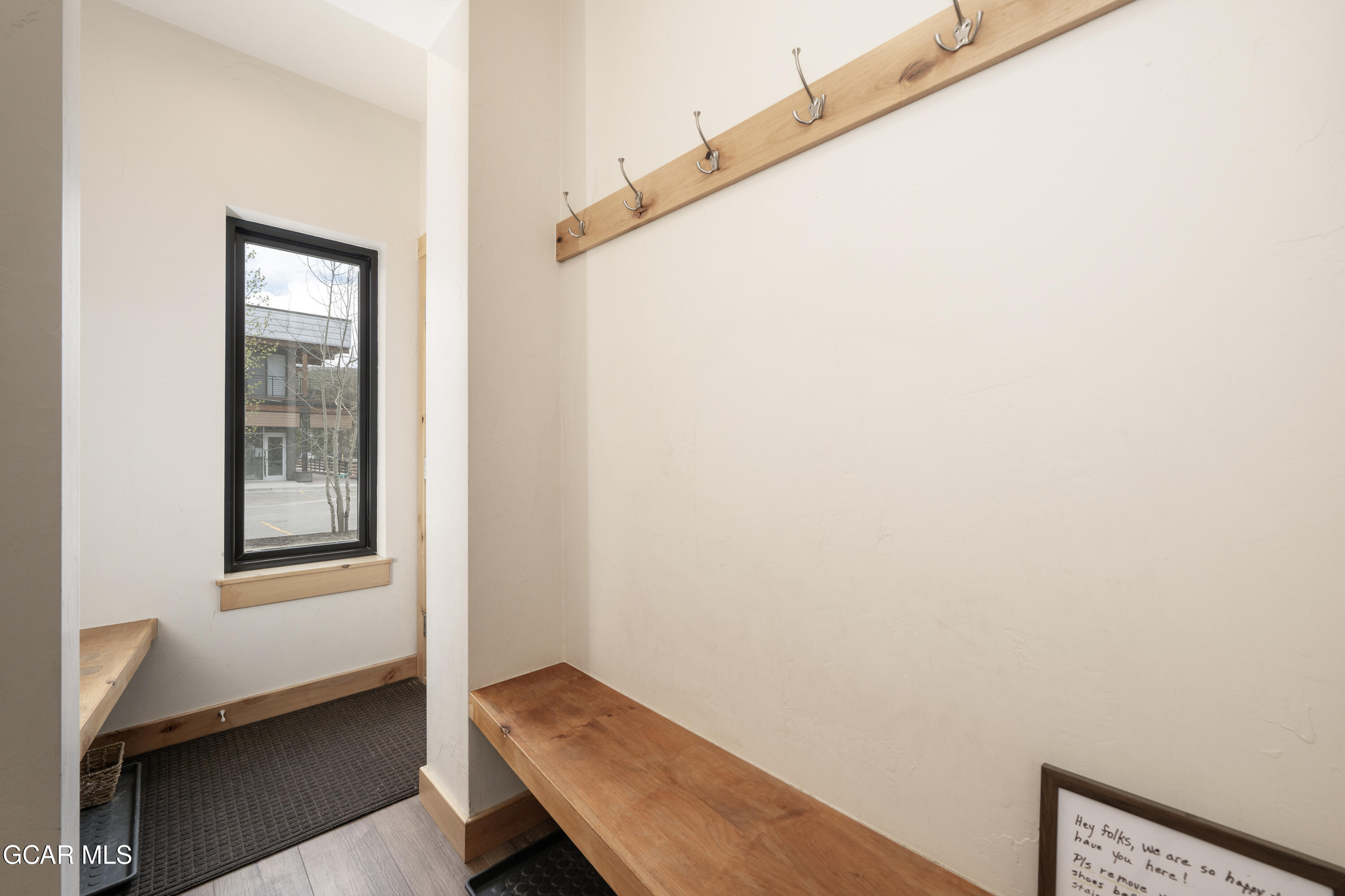 288 Lions Gate Drive