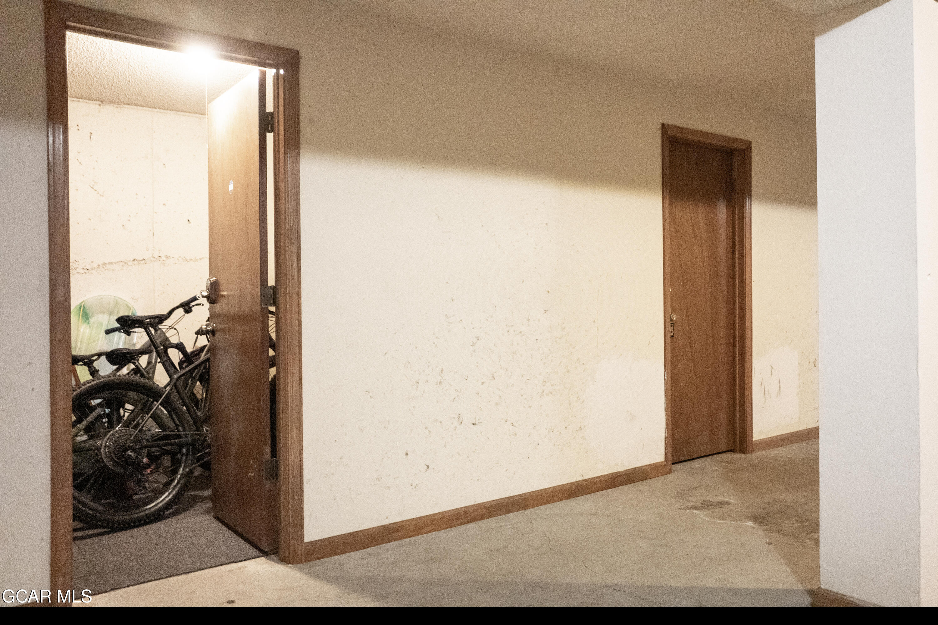 141 Forest Trail #16