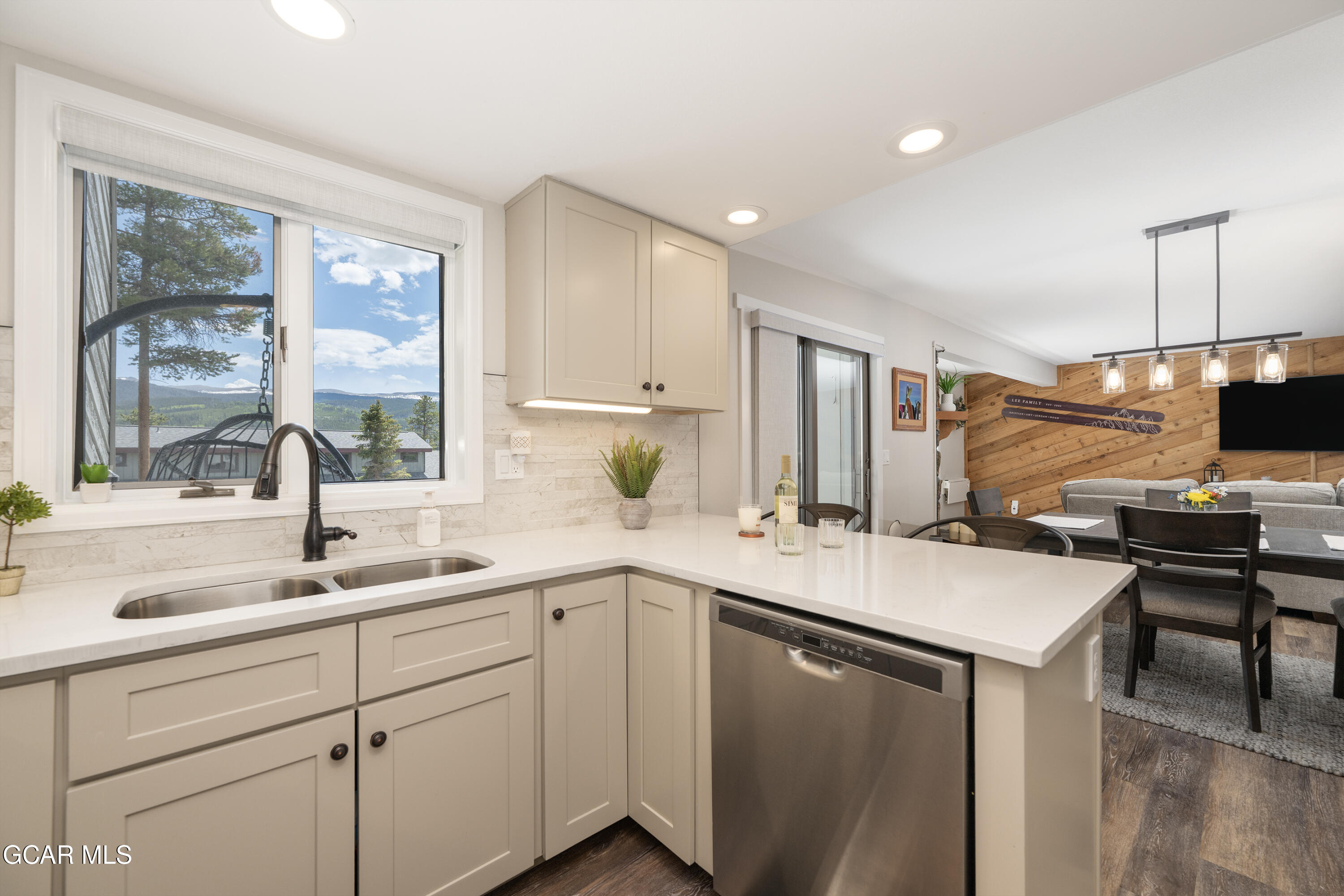 141 Forest Trail #16