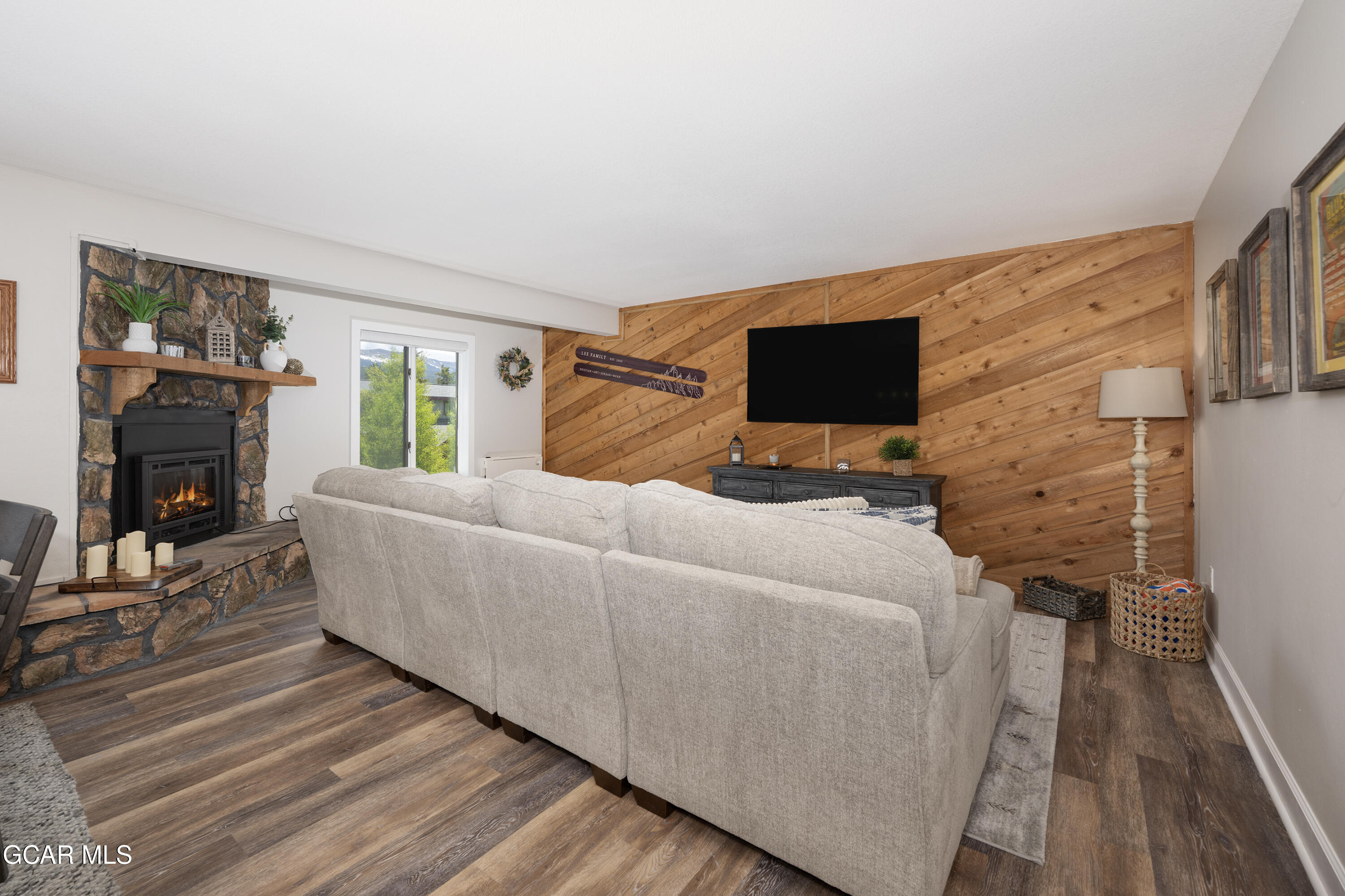 141 Forest Trail #16