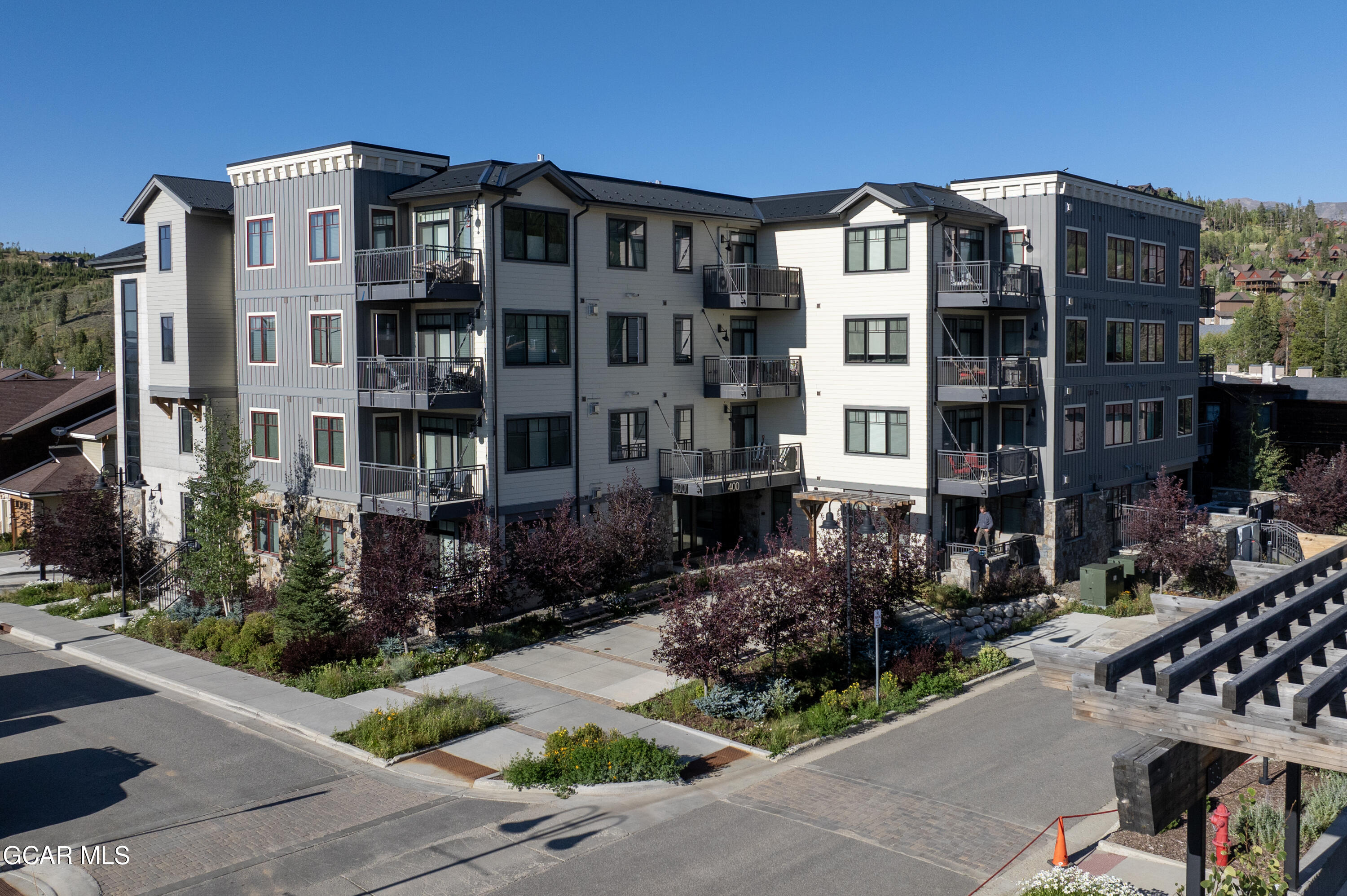 400 Baker Drive #TE-204