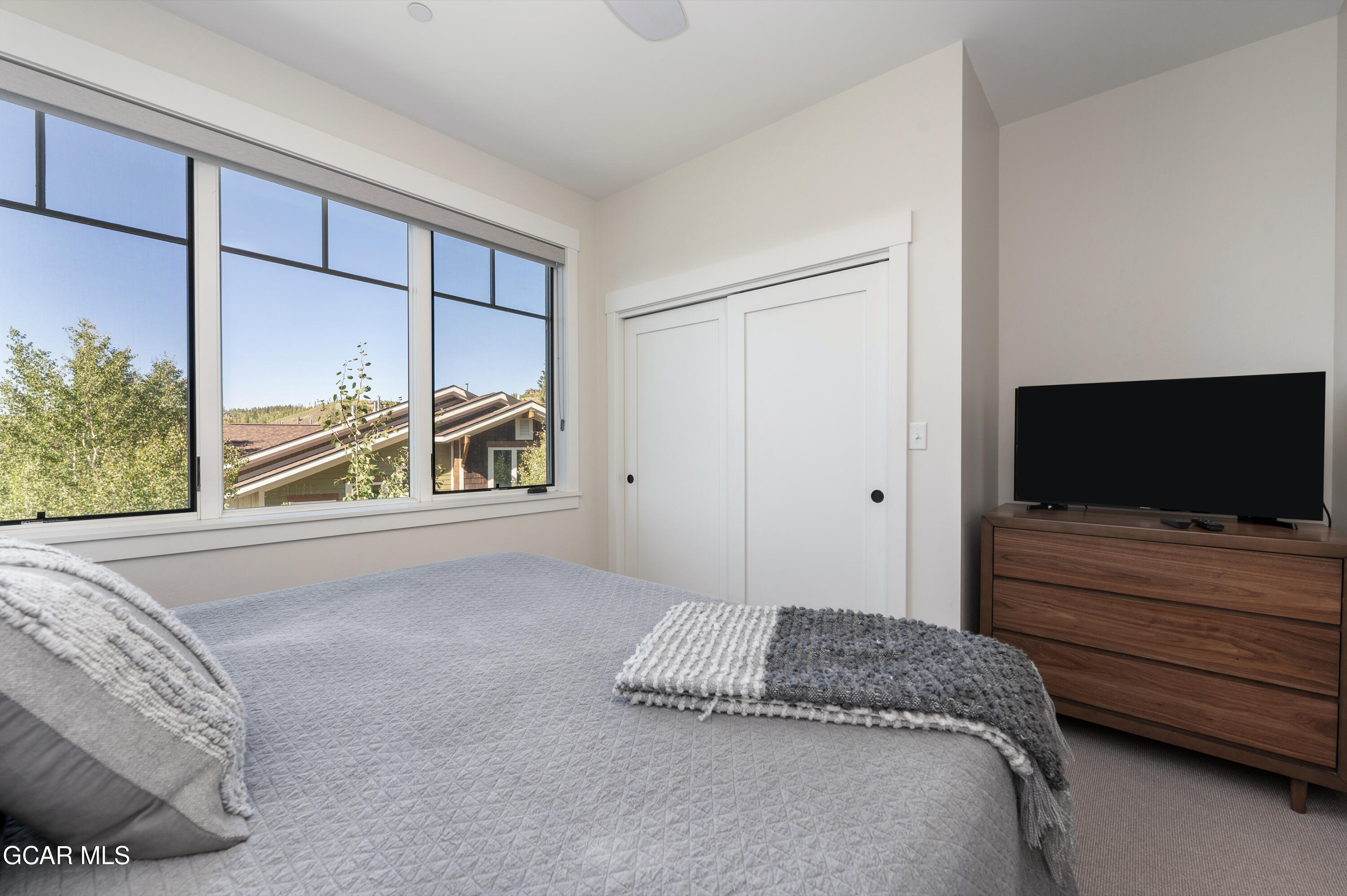 400 Baker Drive #TE-204