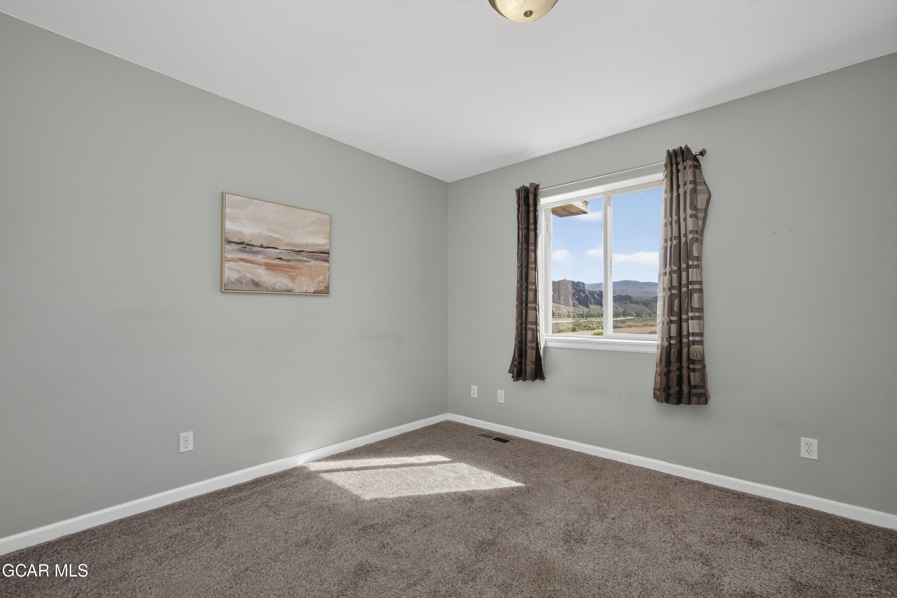 416 East Cedar Avenue