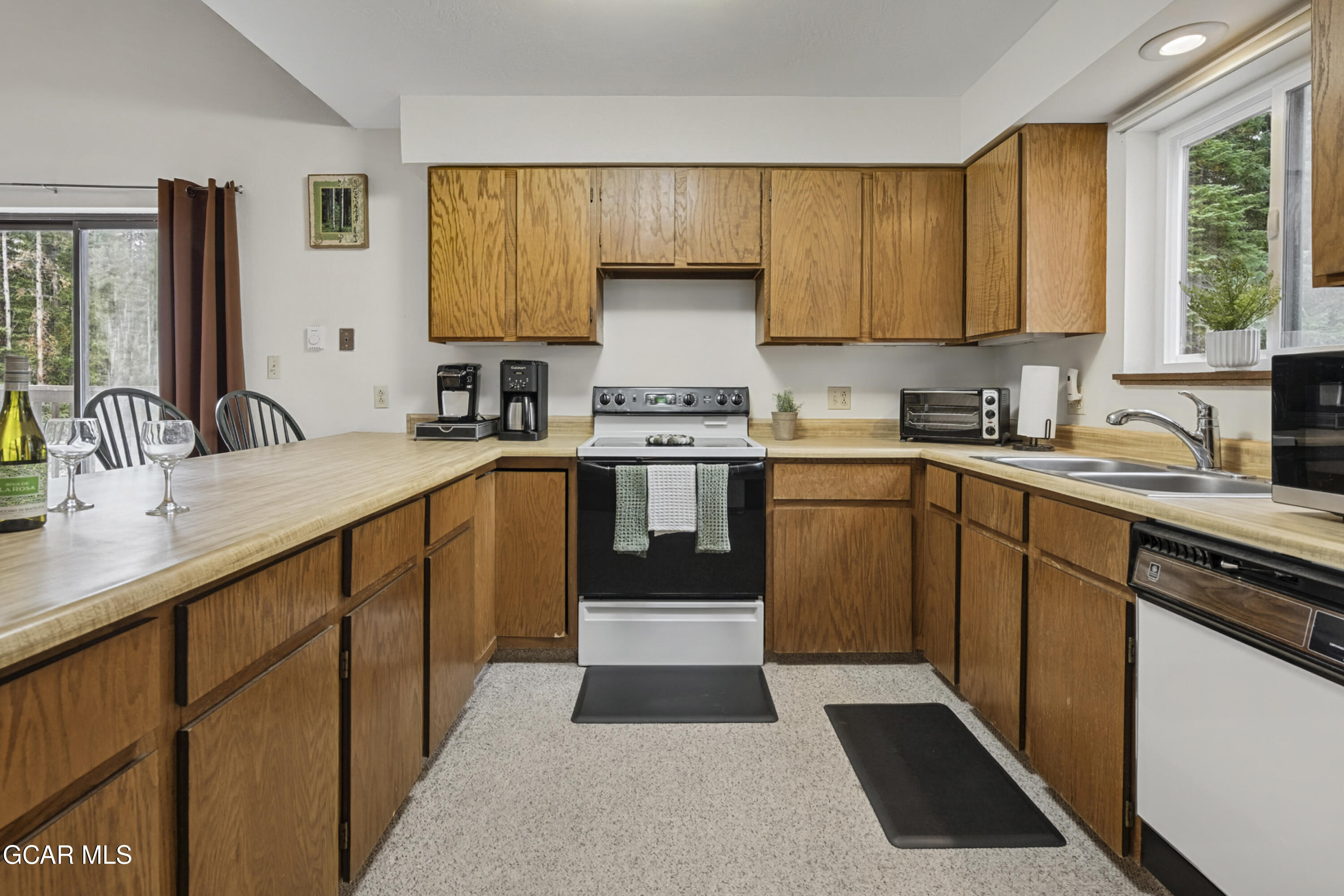 500 Vasquez Road 1
