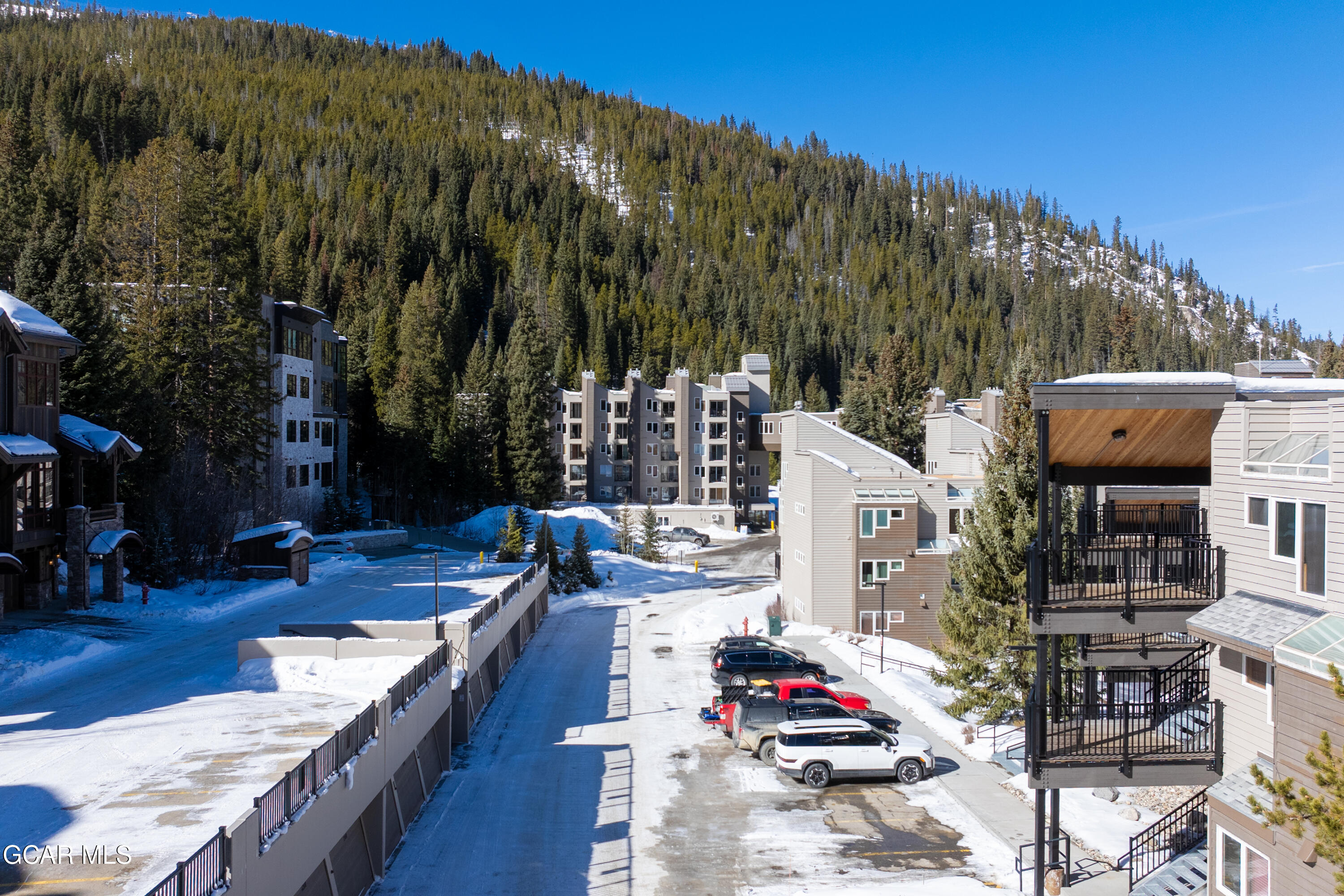 477 Iron Horse Way H2408