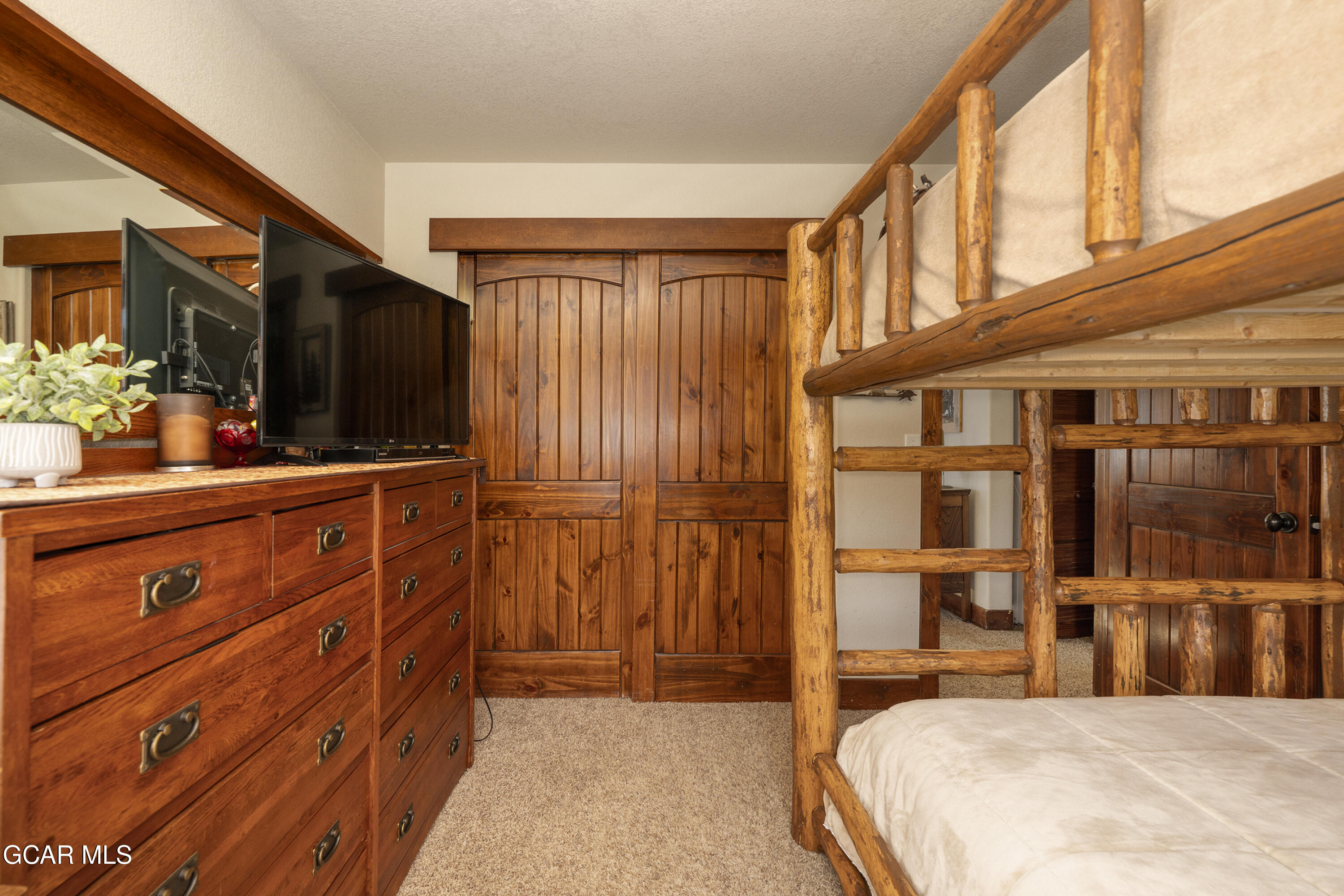 300 Bryant Boulevard #32