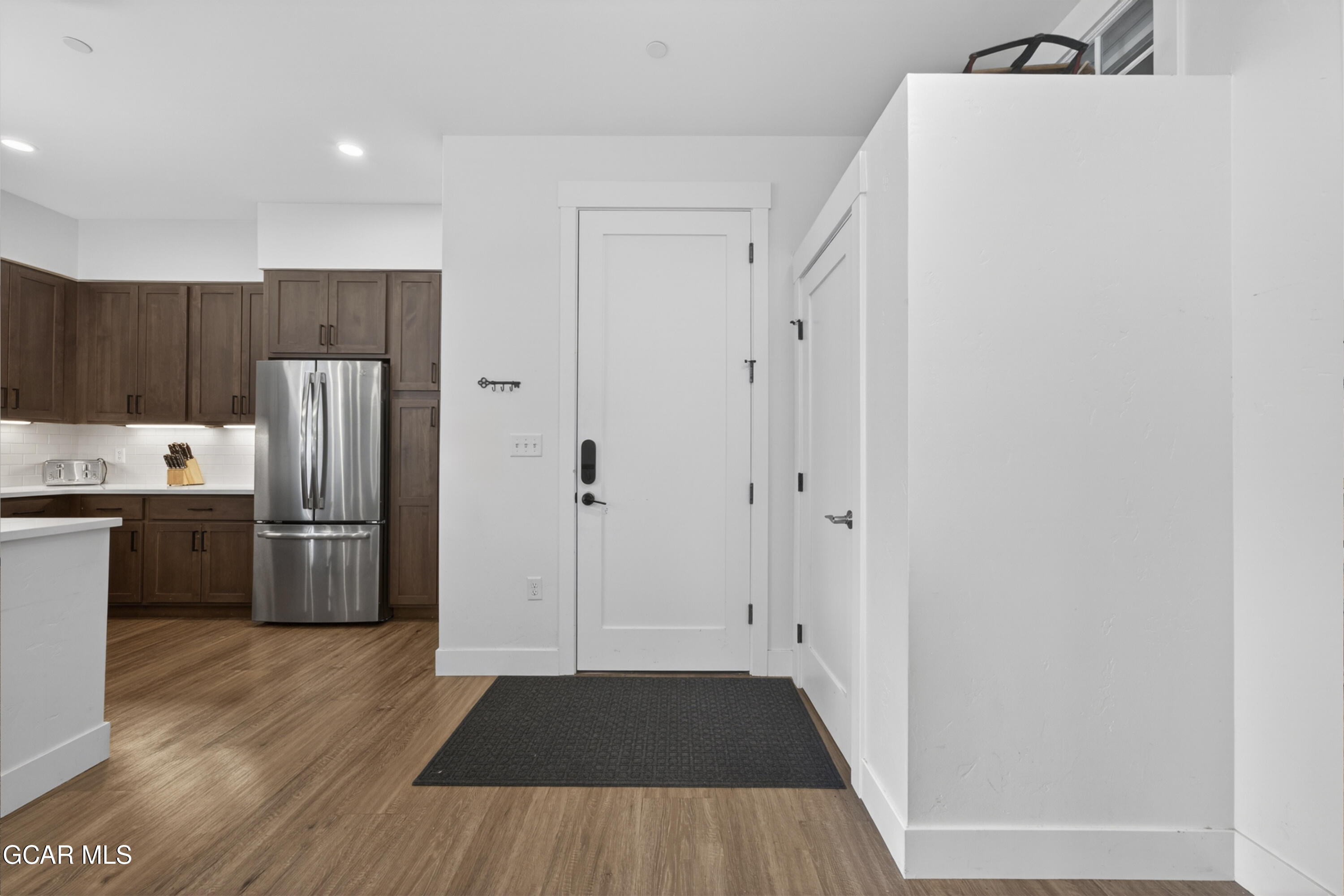 400 Baker Drive TE-206