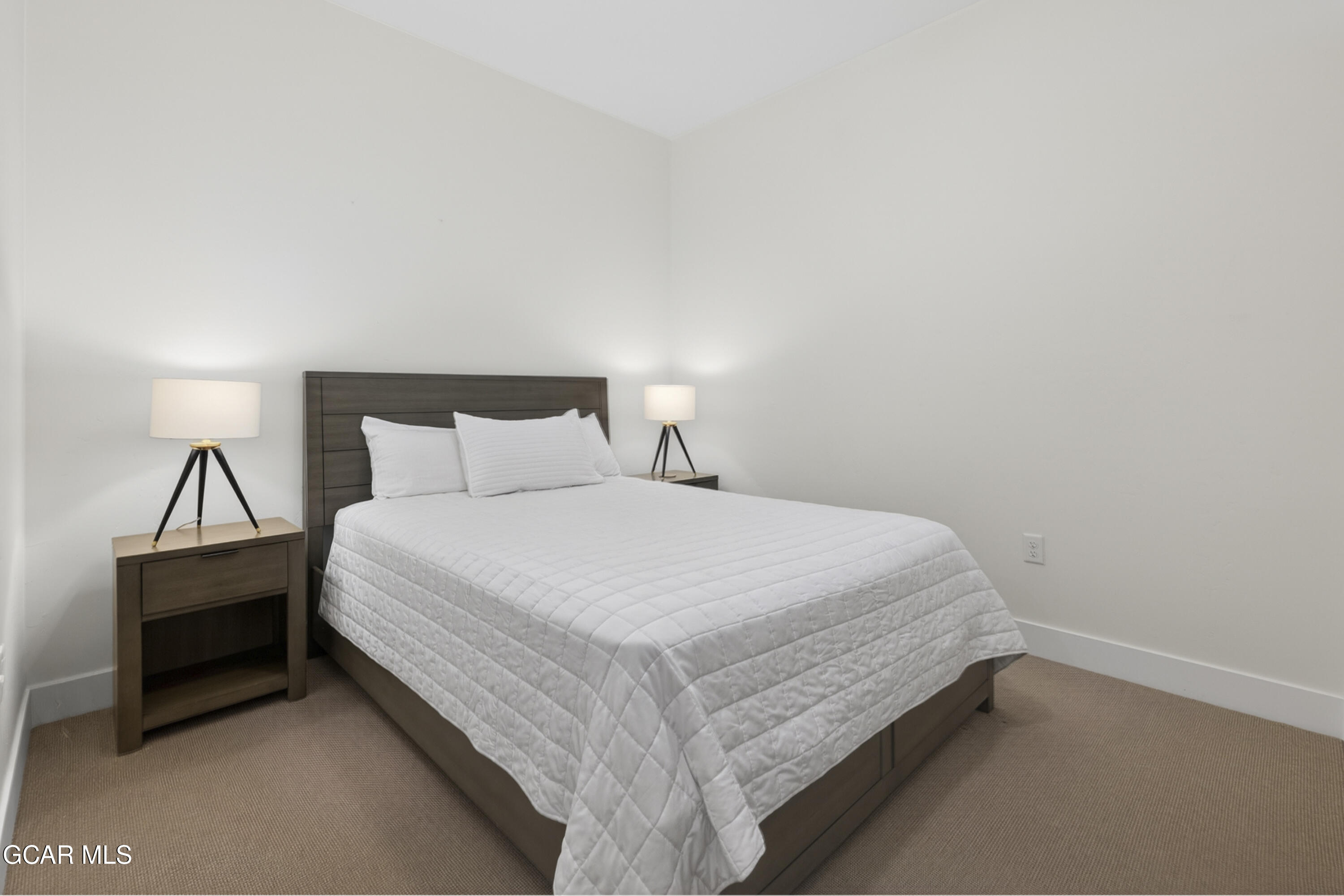 400 Baker Drive TE-206