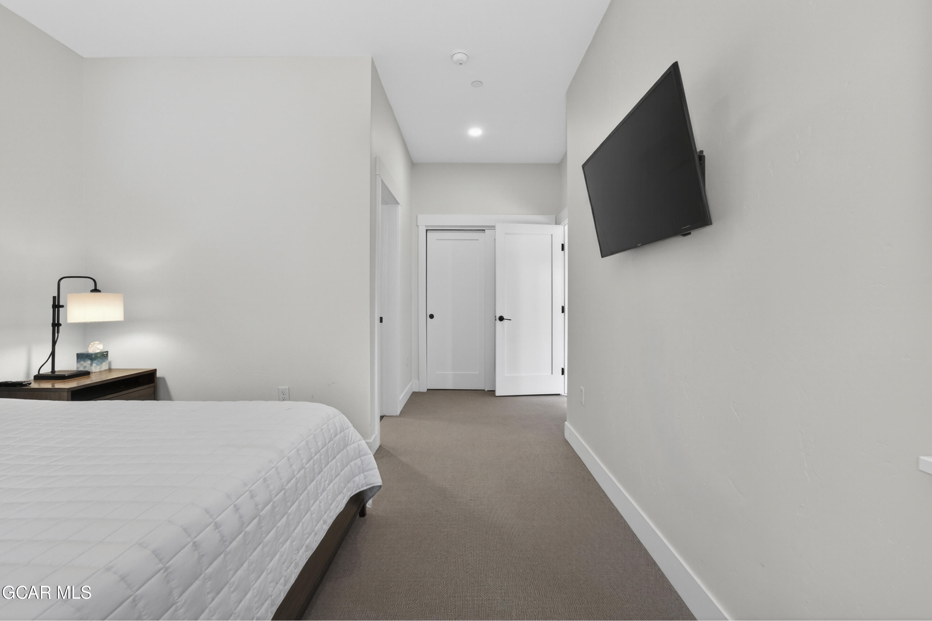 400 Baker Drive TE-206