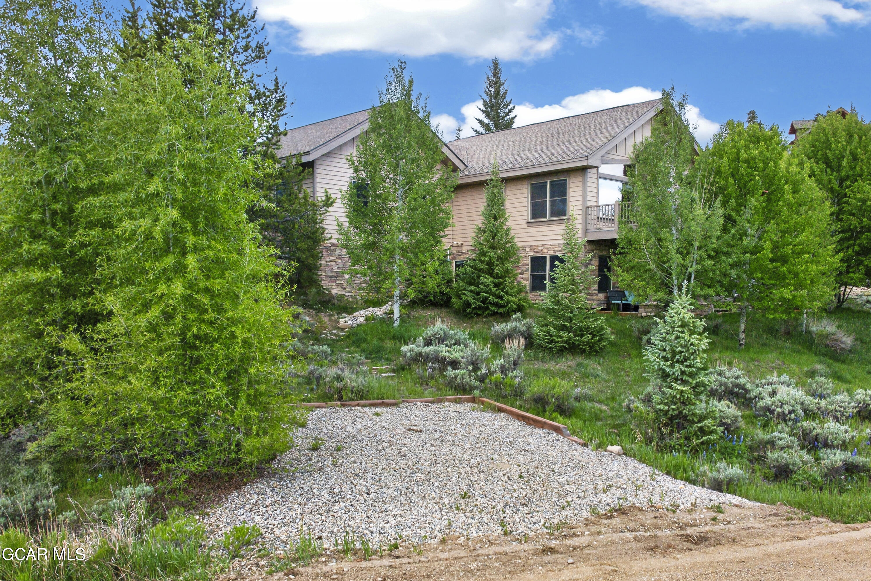 20 Honeysuckle Court