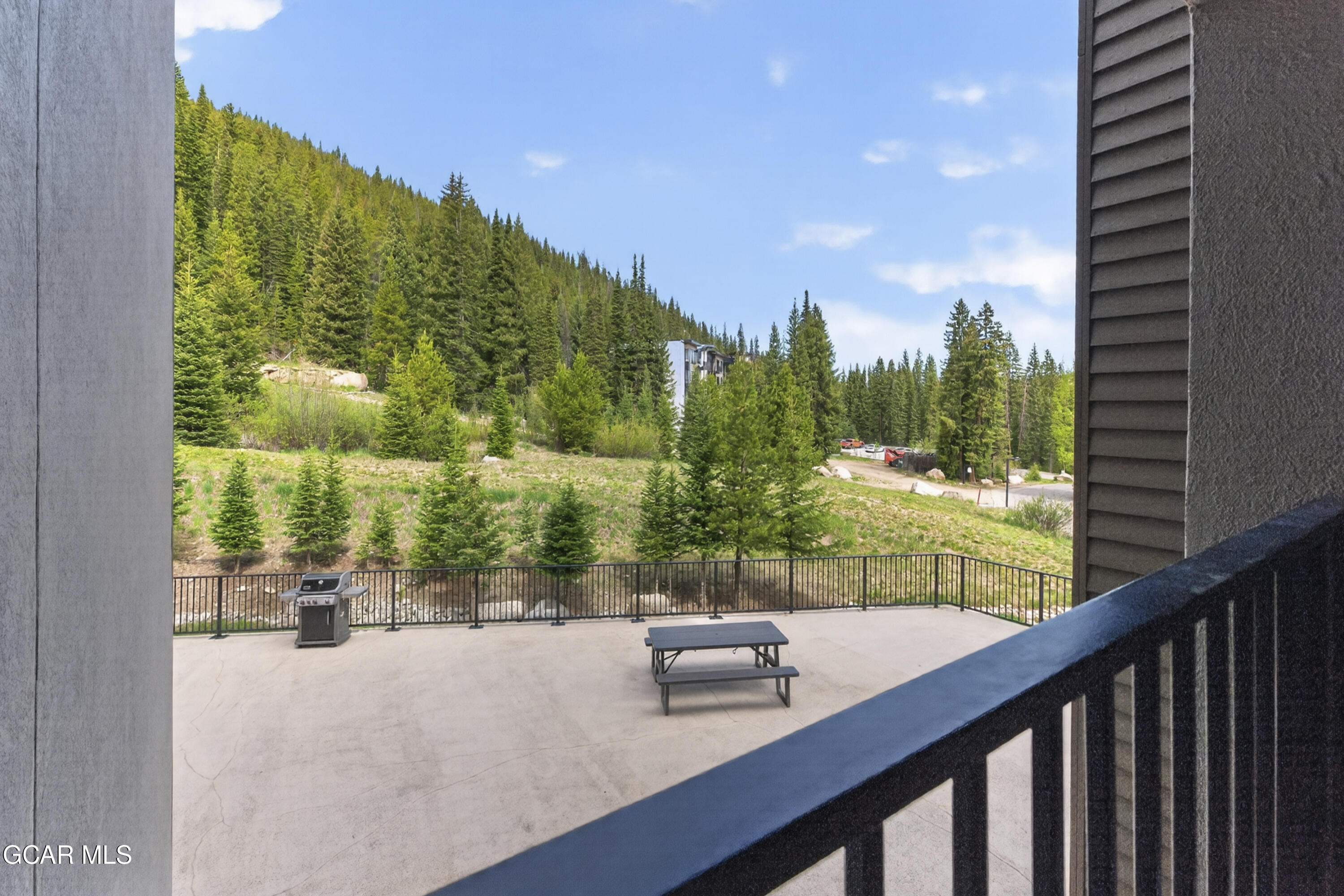 310 Iron Horse Way D3044