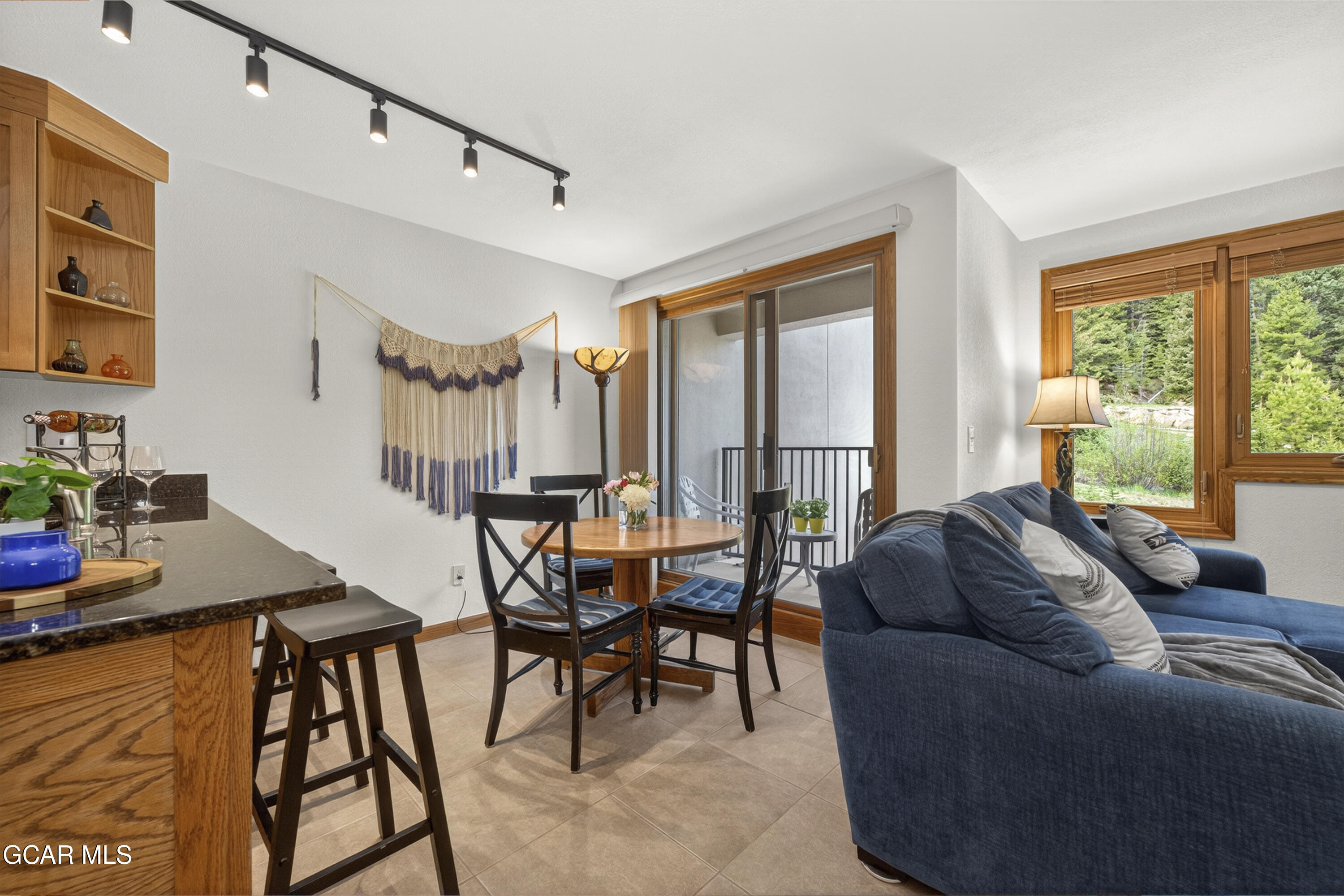 310 Iron Horse Way D3044