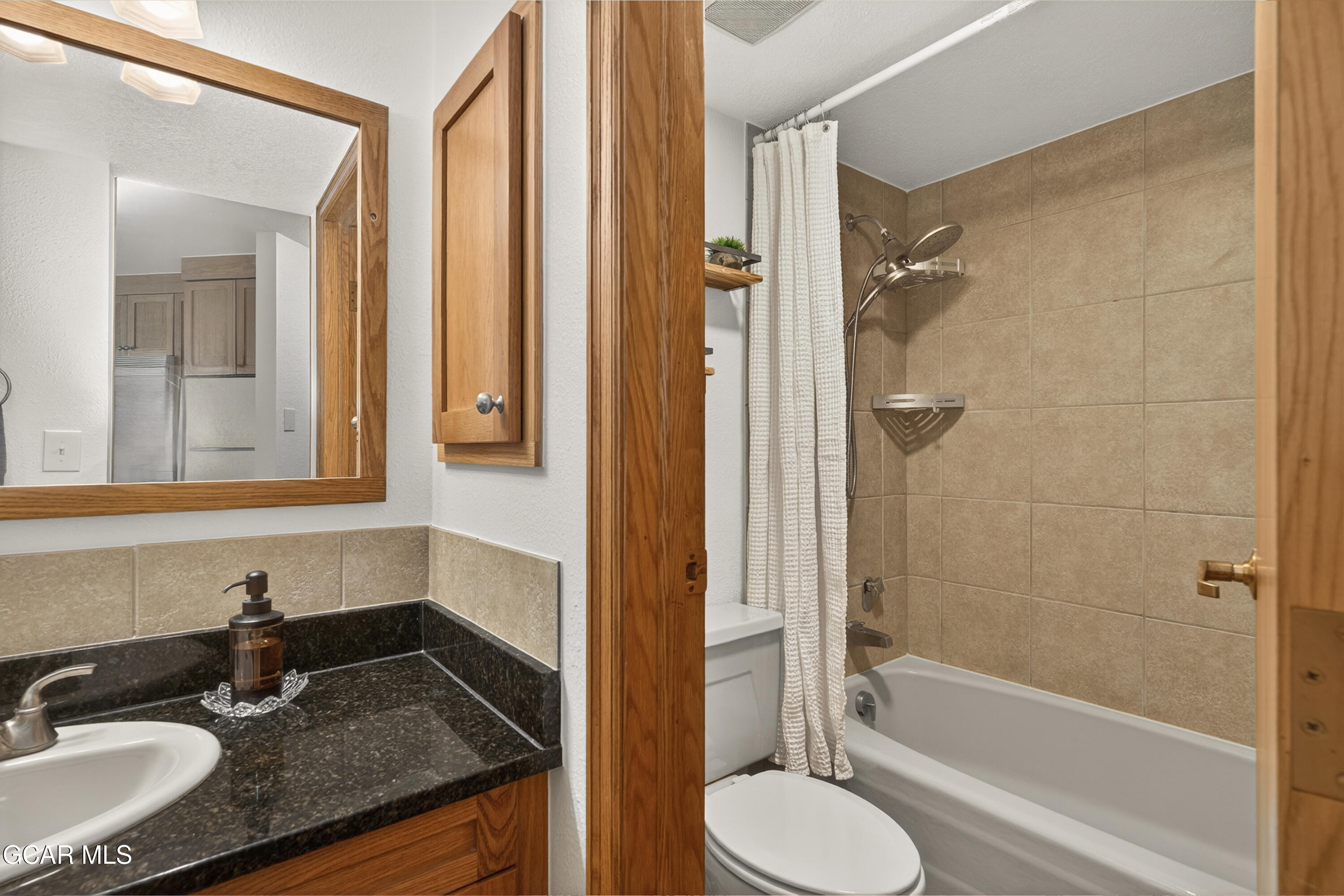 310 Iron Horse Way D3044